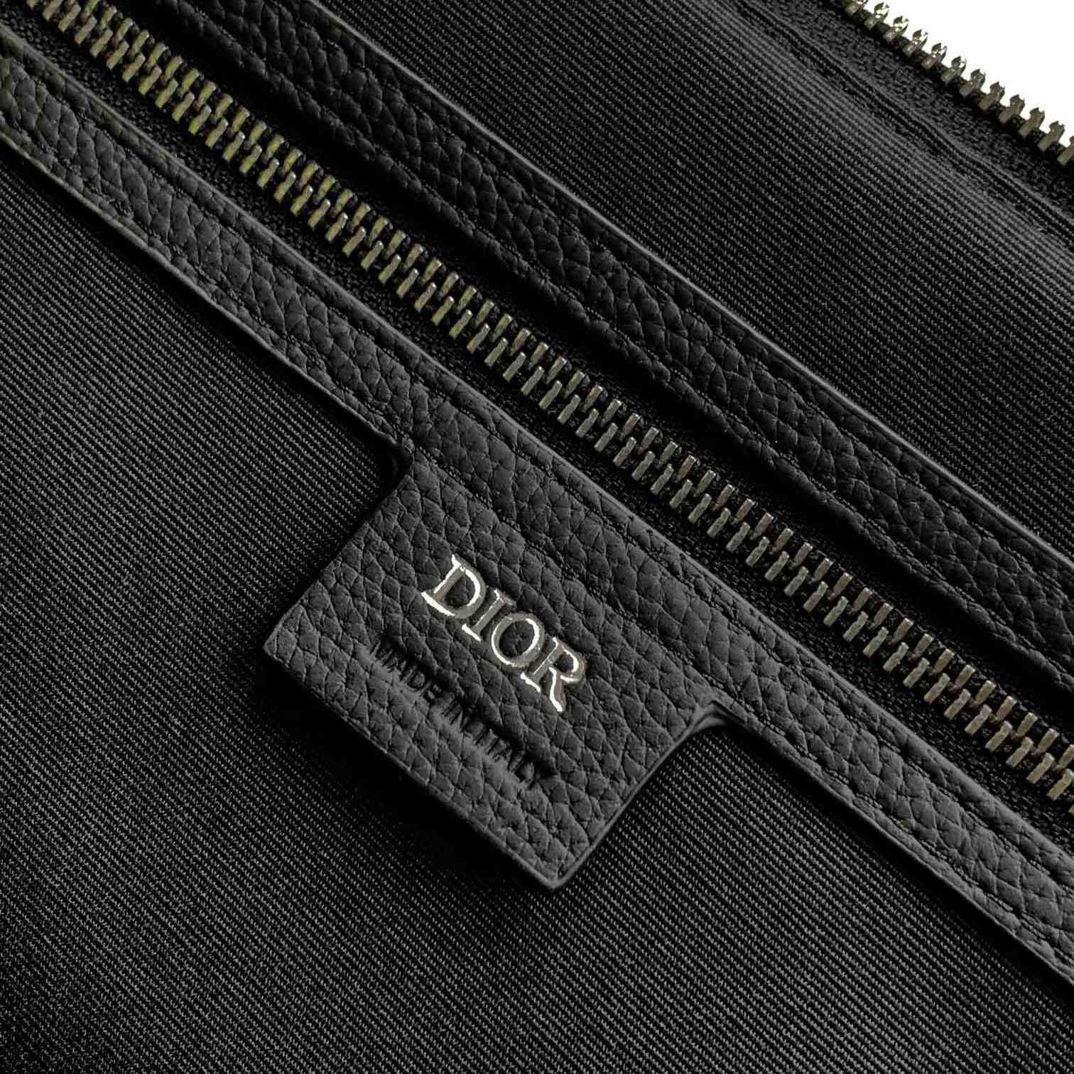 Dior Weekender 40    - FashionPlug