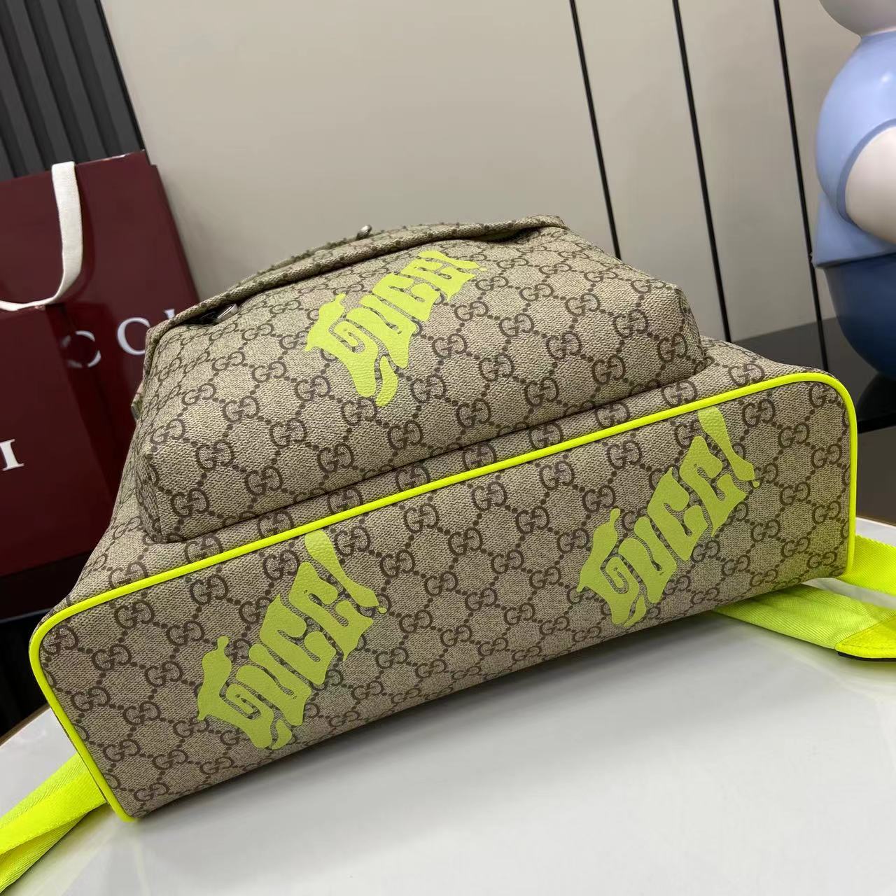 Gucci Medium Backpack With Print - FashionPlug
