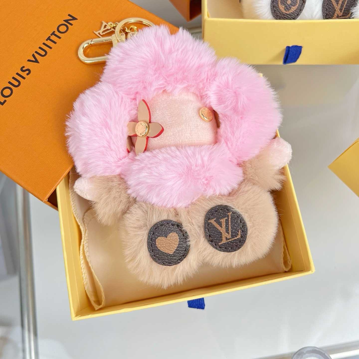 Louis Vuitton Vivienne Fashionista Bag Charm - FashionPlug