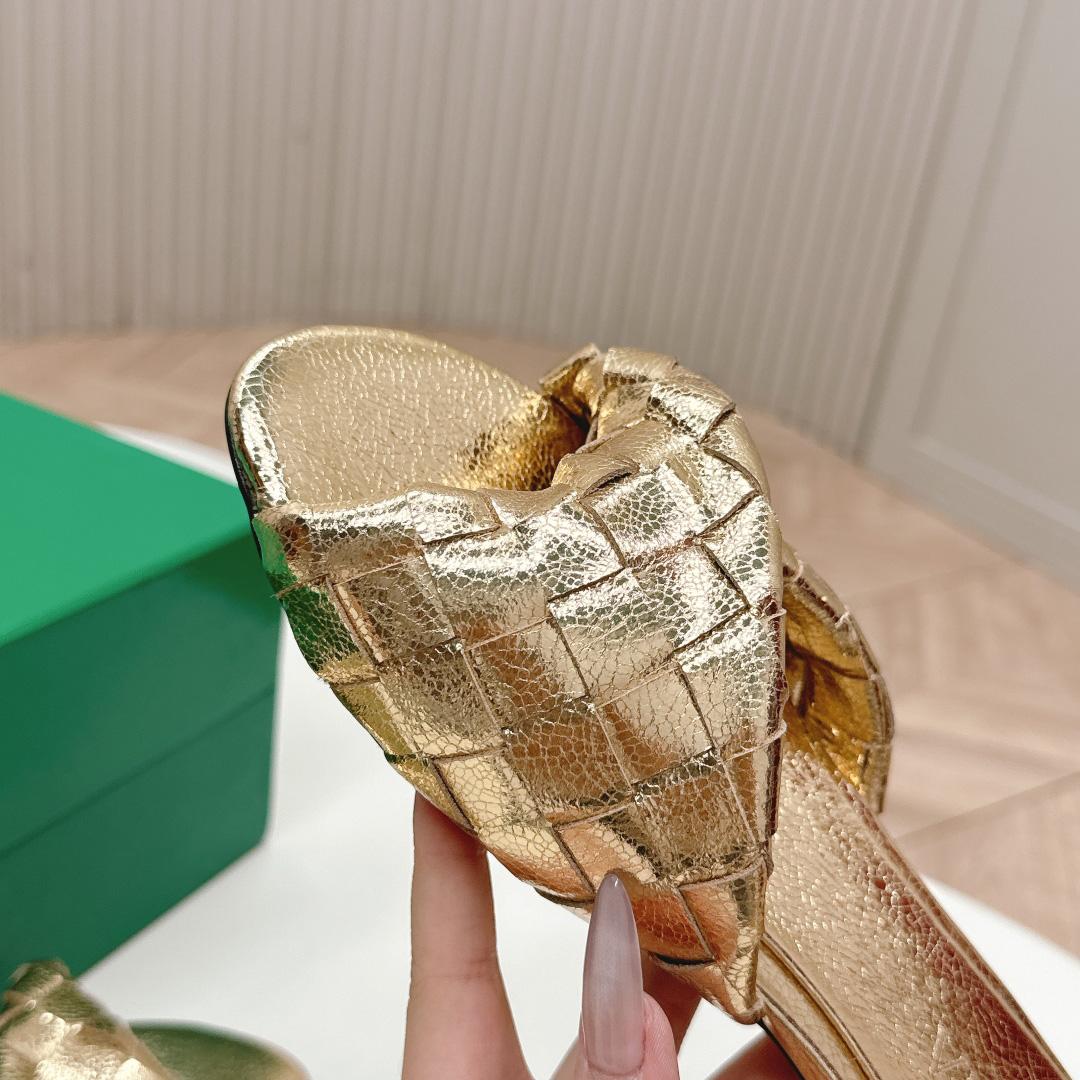 Bottega Veneta Blink Flat Mule - FashionPlug