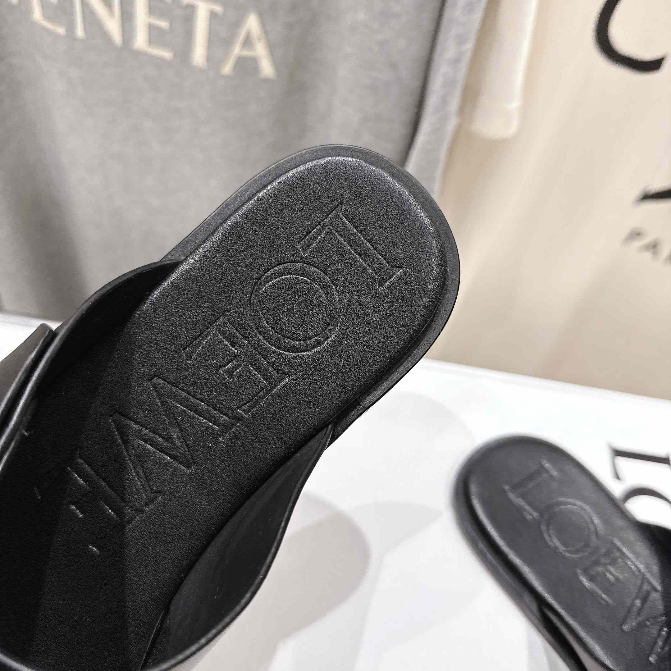 Loewe Petal Belt Flat Sandal In Vegetable-tanned Calfskin - FashionPlug
