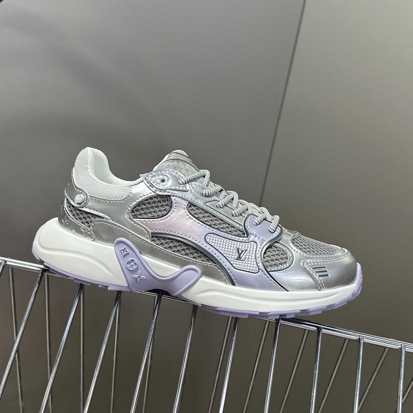 Louis Vuitton LV Olympia Sneaker   1AHOM6 - FashionPlug