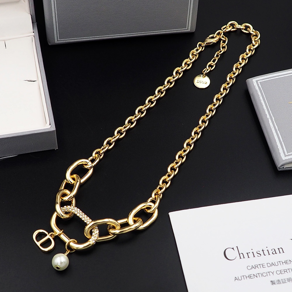 Dior D-Fusion Necklace - FashionPlug