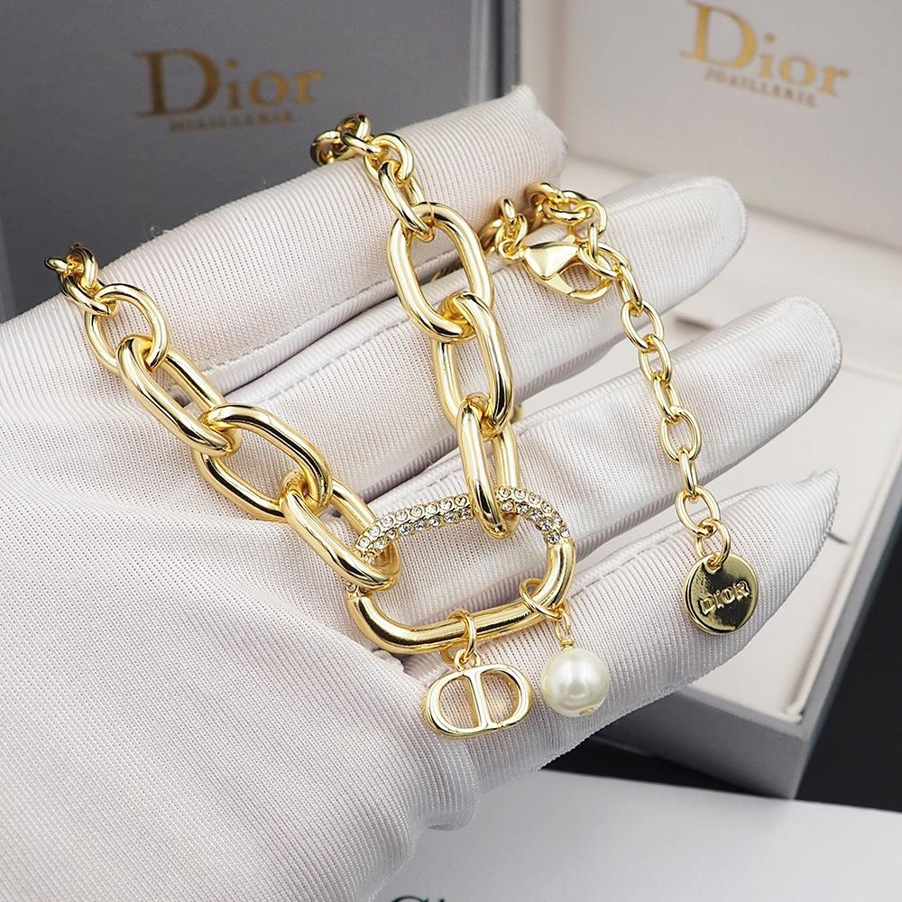 Dior D-Fusion Necklace - FashionPlug
