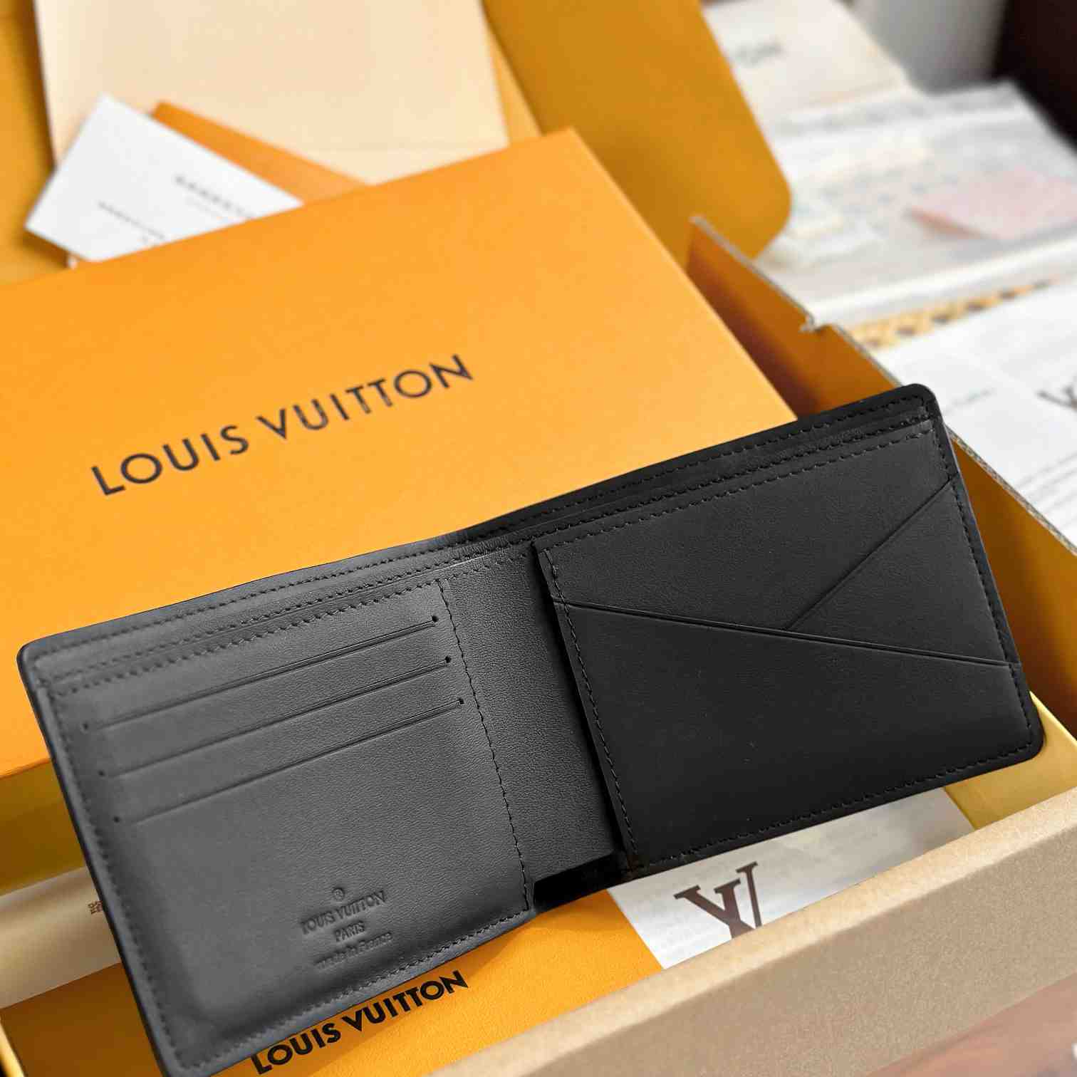 Louis Vuitton Multiple Wallet  M62901 - FashionPlug