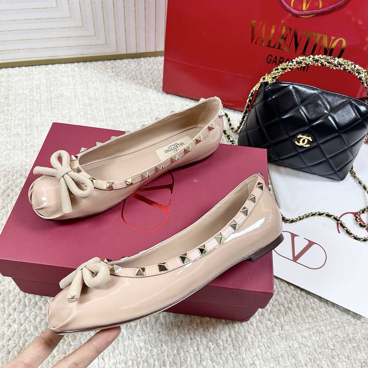 Valenti Rockstud Patent Leather Ballerina - FashionPlug