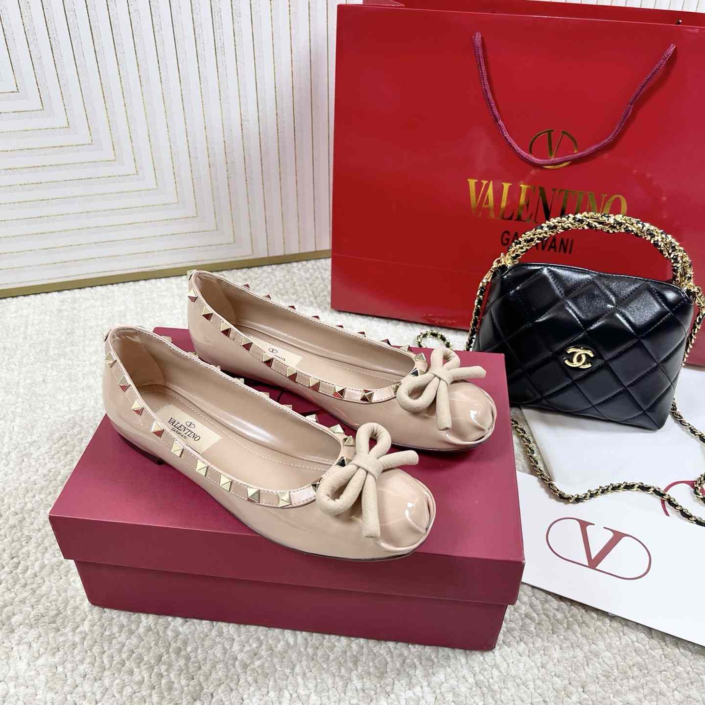 Valenti Rockstud Patent Leather Ballerina - FashionPlug
