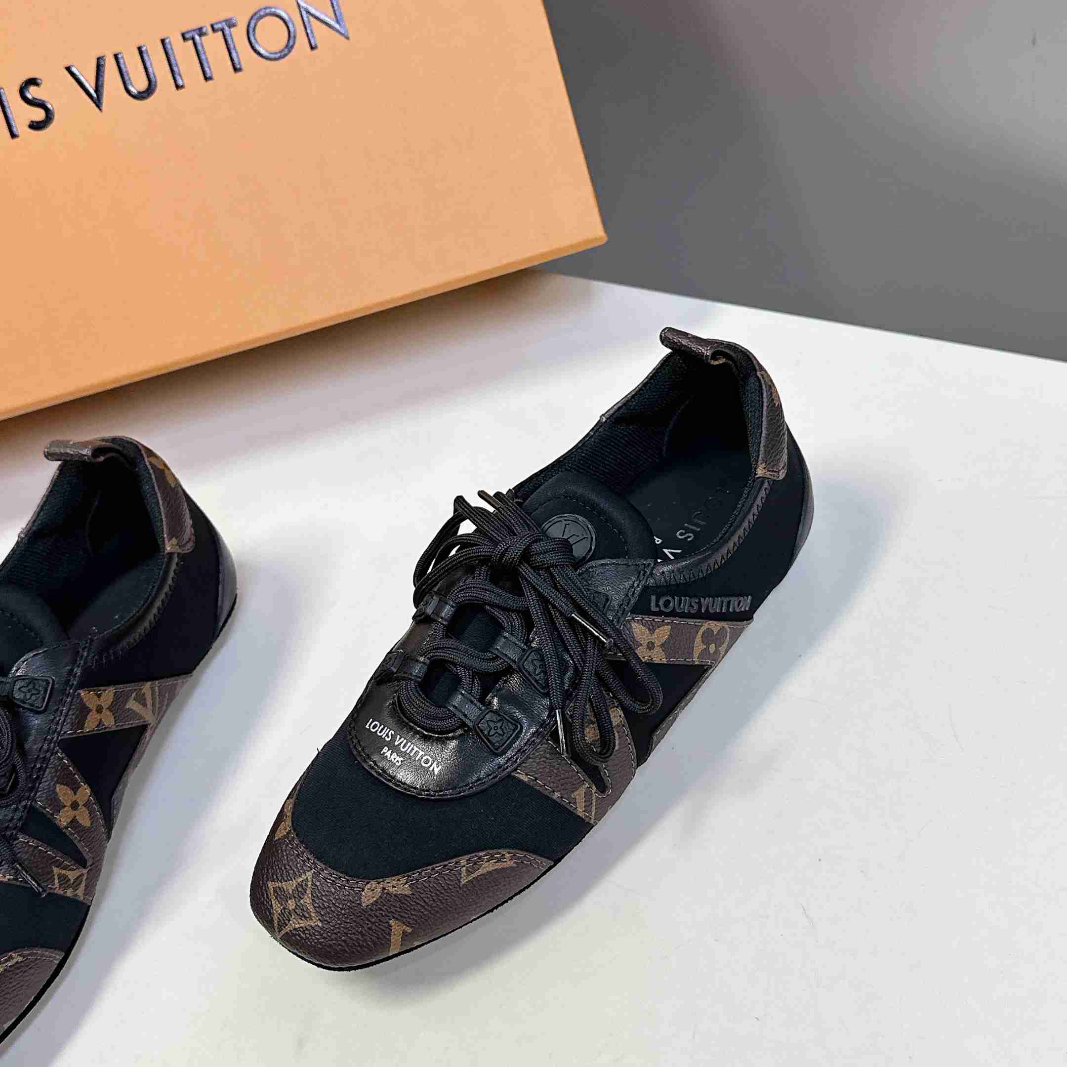 Louis Vuitton LV Sneakerina   1AHNDI - FashionPlug