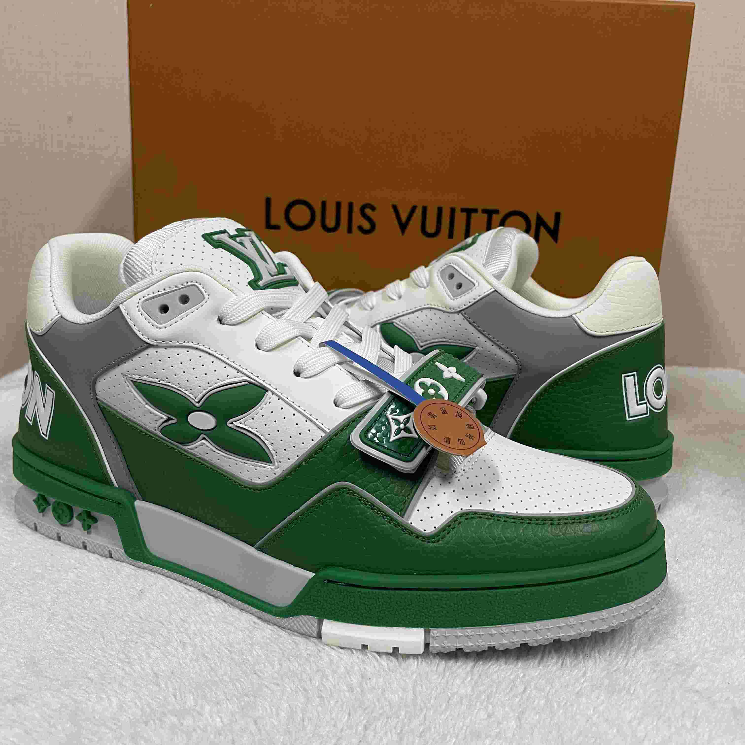 LV Trainer Sneaker 1AHTCZ  - FashionPlug