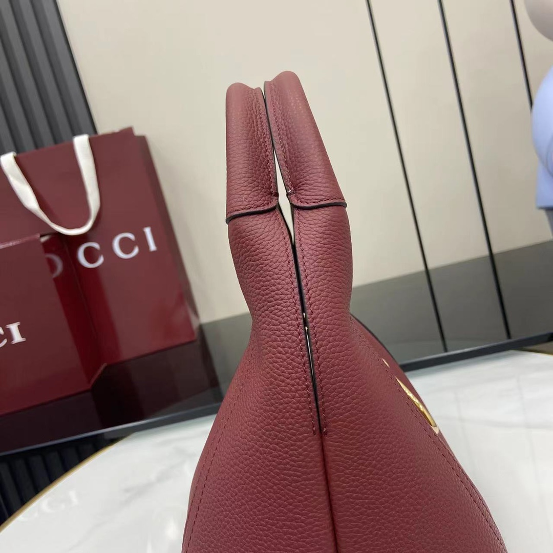 Gucci Softbit Medium Top Handle Bag - FashionPlug