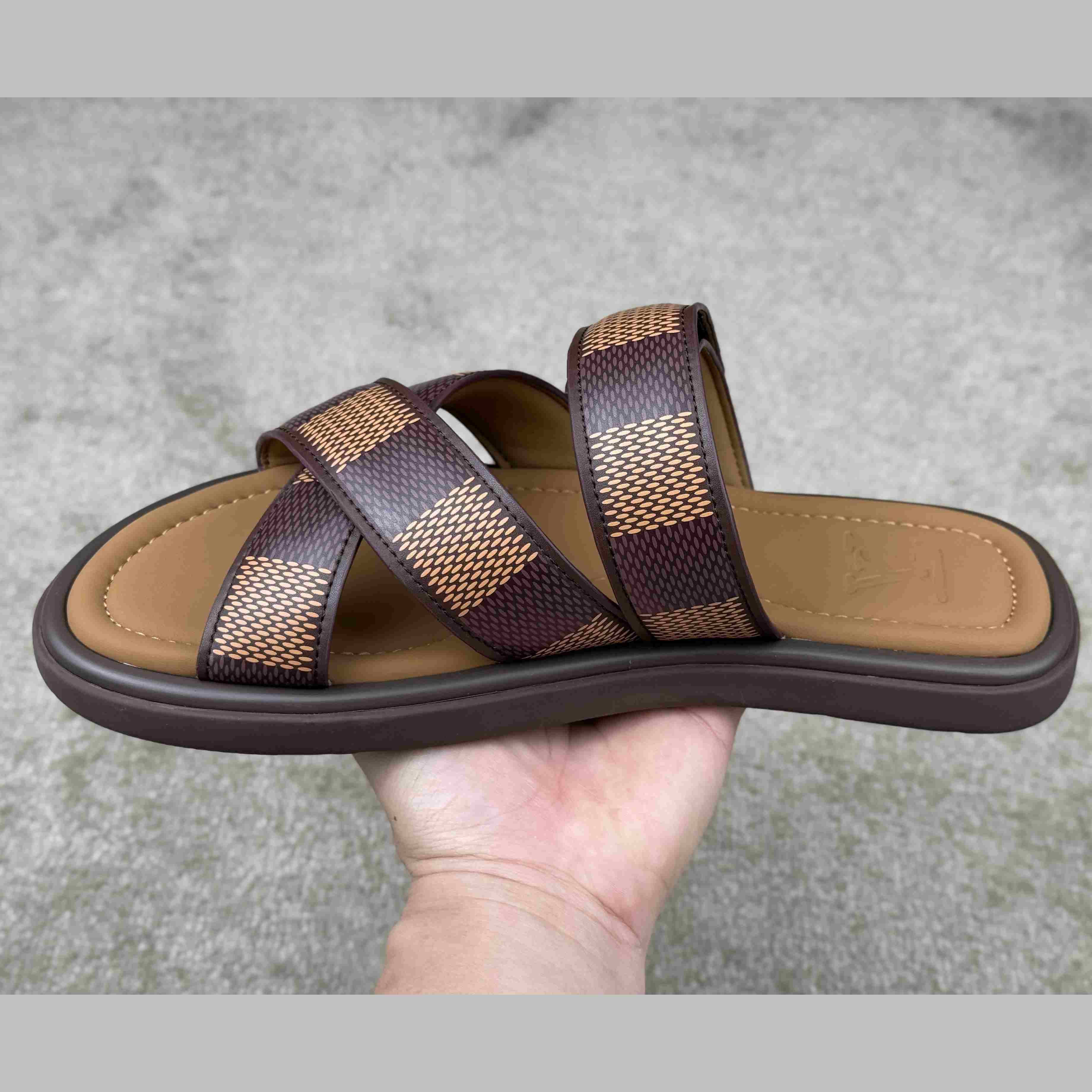 Louis Vuitton LV Venice Mule    1ACRJB - FashionPlug