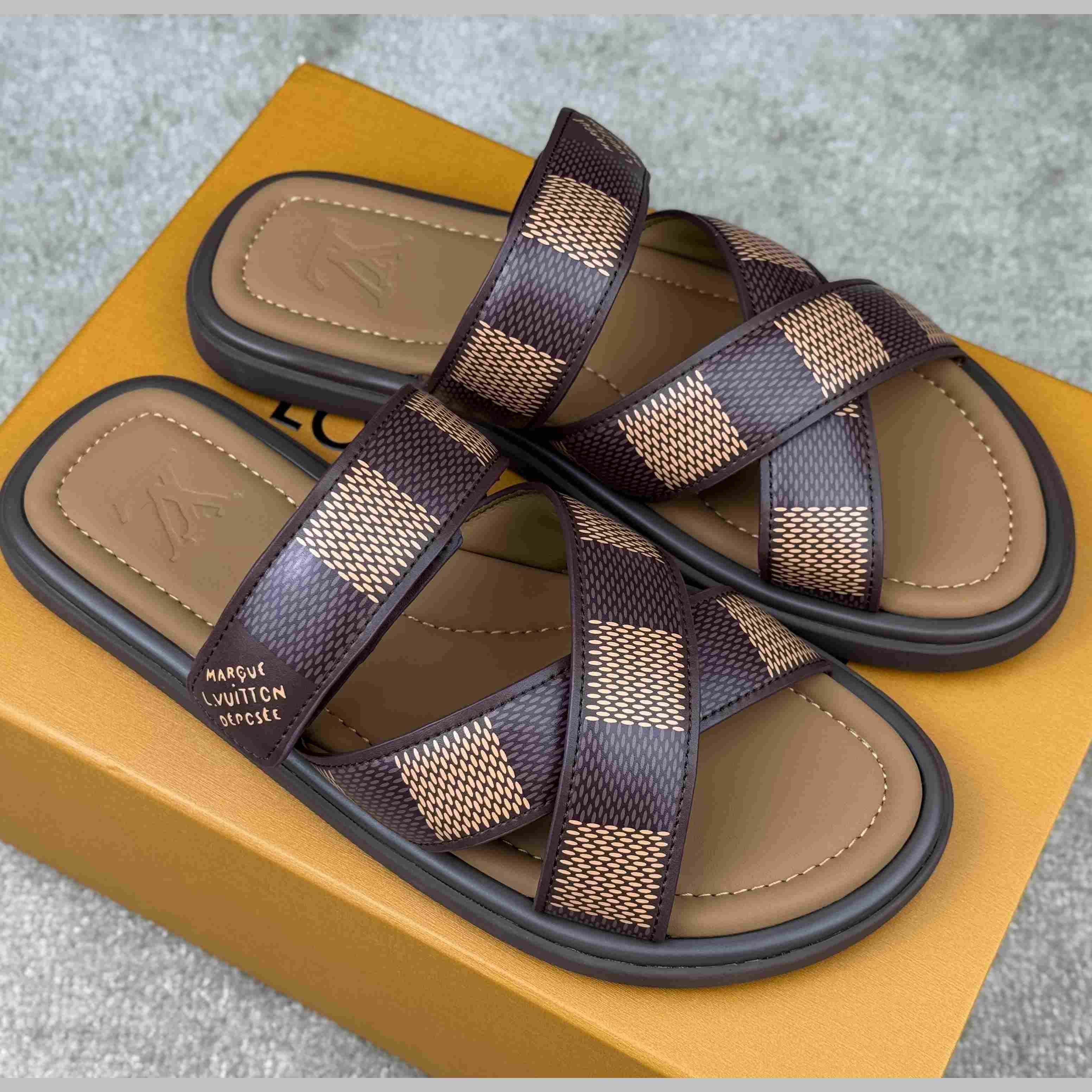 Louis Vuitton LV Venice Mule    1ACRJB - FashionPlug