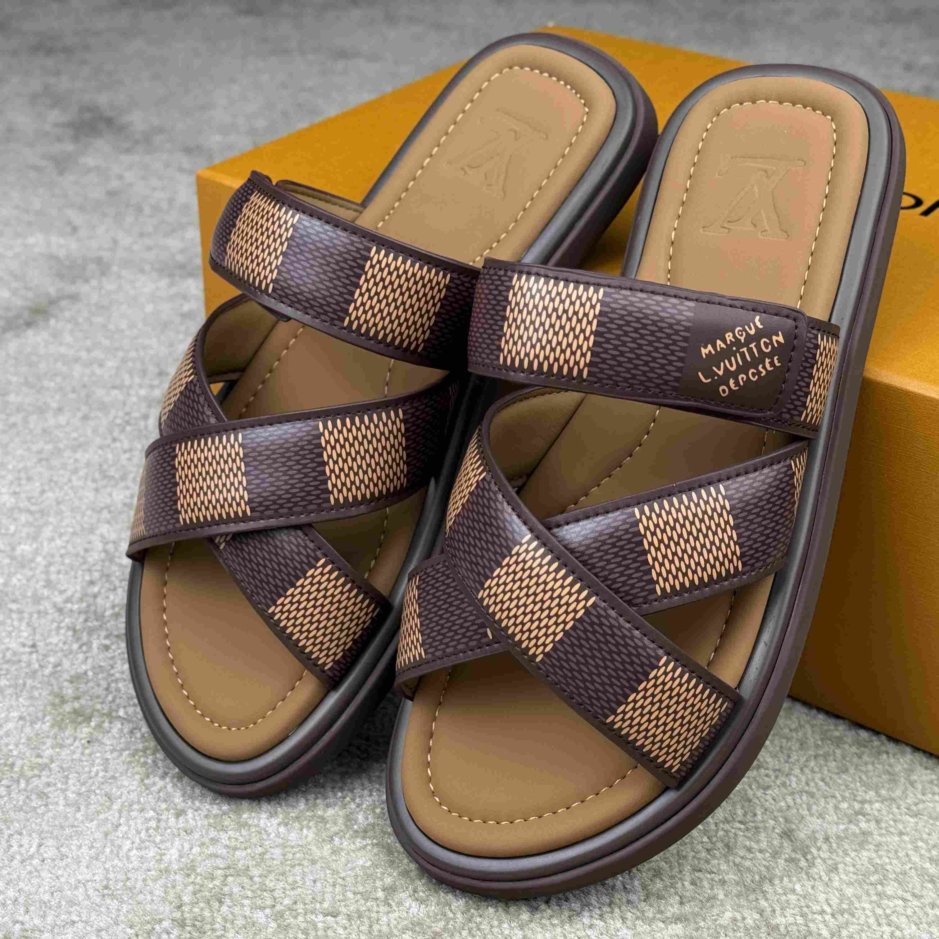 Louis Vuitton LV Venice Mule    1ACRJB - FashionPlug