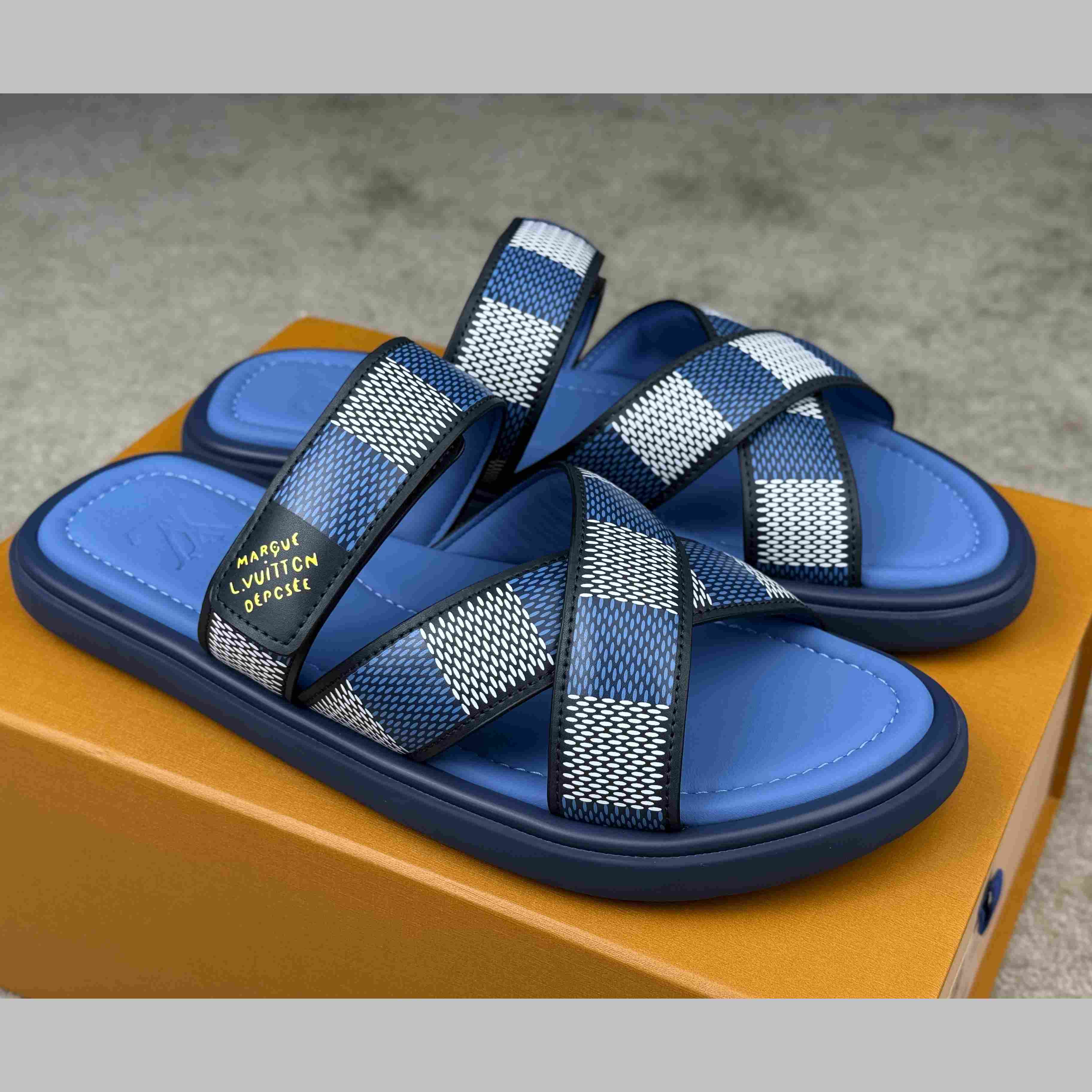 Louis Vuitton LV Venice Mule    1ACRIB - FashionPlug
