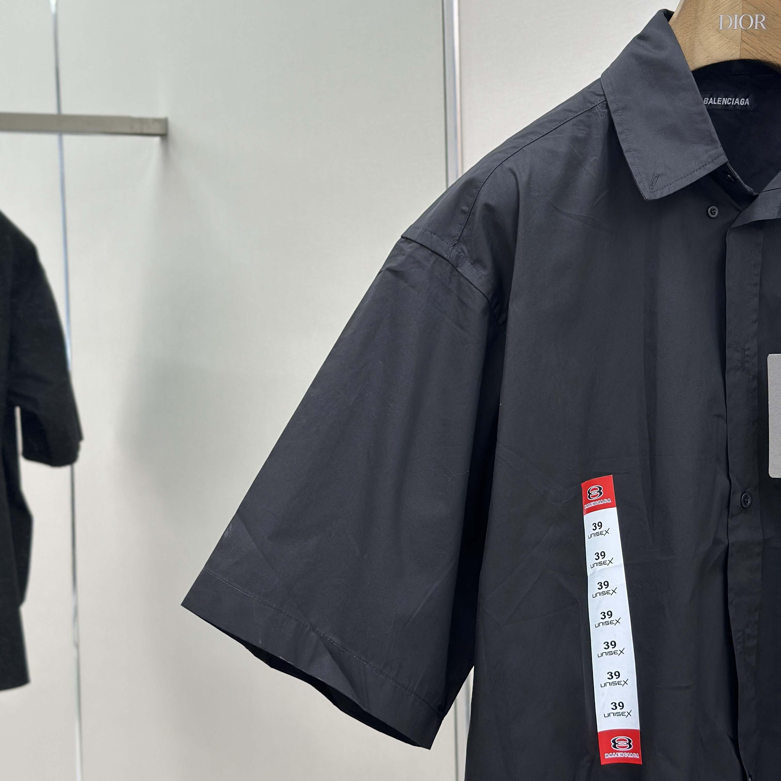 Balenciaga Workwear Short Sleeve Large Fit Shirt In Black - FashionPlug