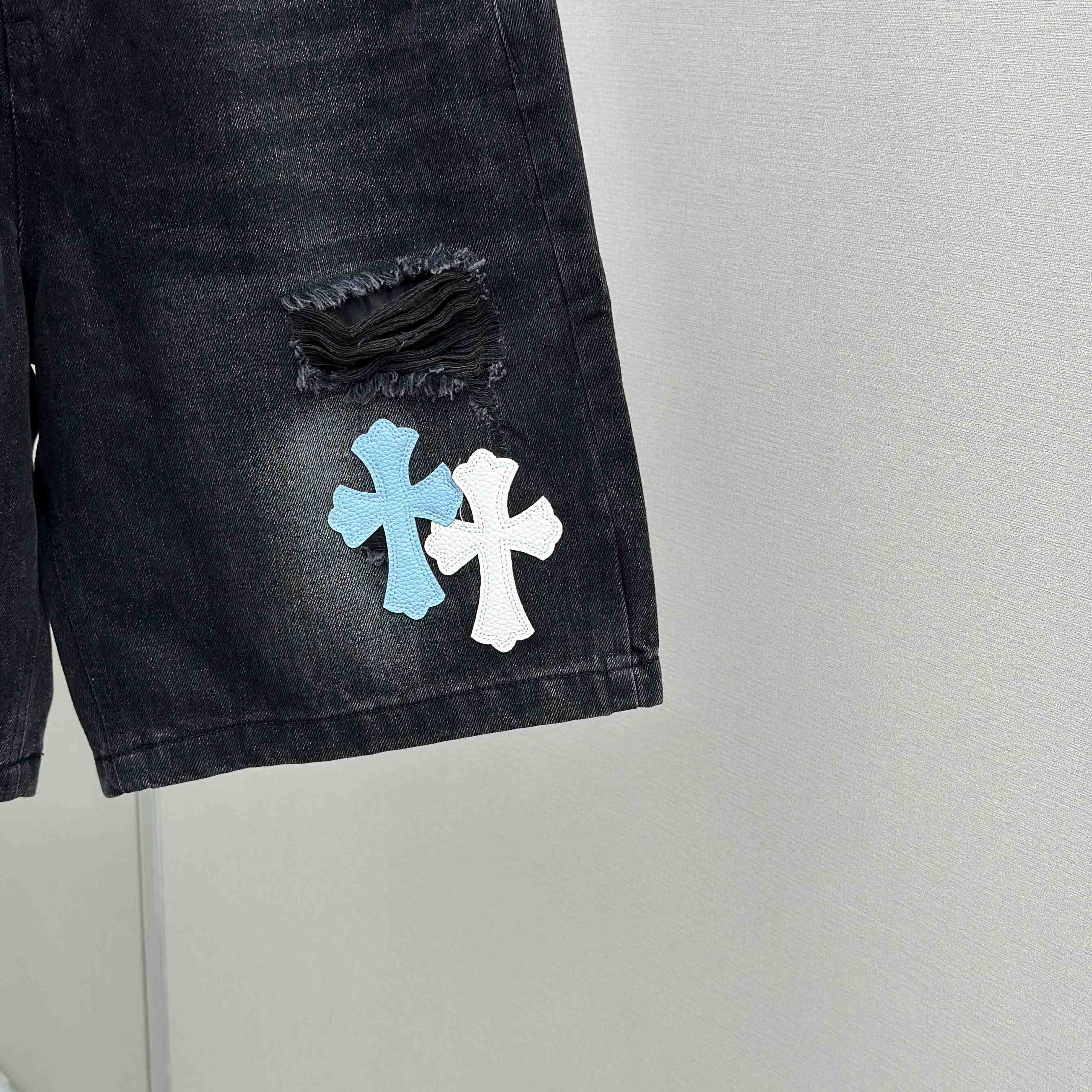 Chrome Hearts Sweatshort - FashionPlug