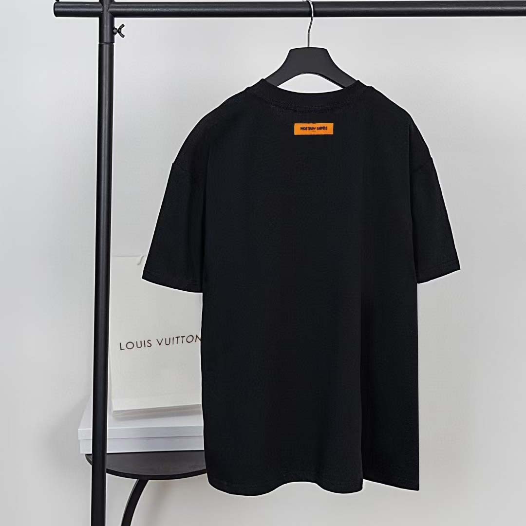 Louis Vuitton Embroidered Signature Cotton T-Shirt   1AFJFK - FashionPlug