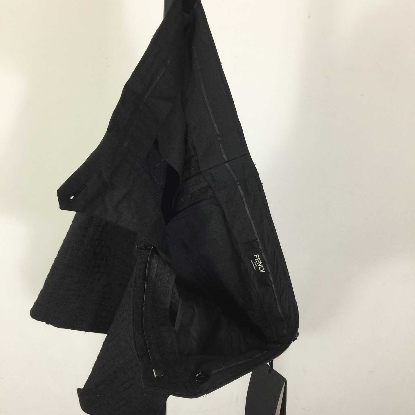 Fendi Black Cotton Shorts - FashionPlug