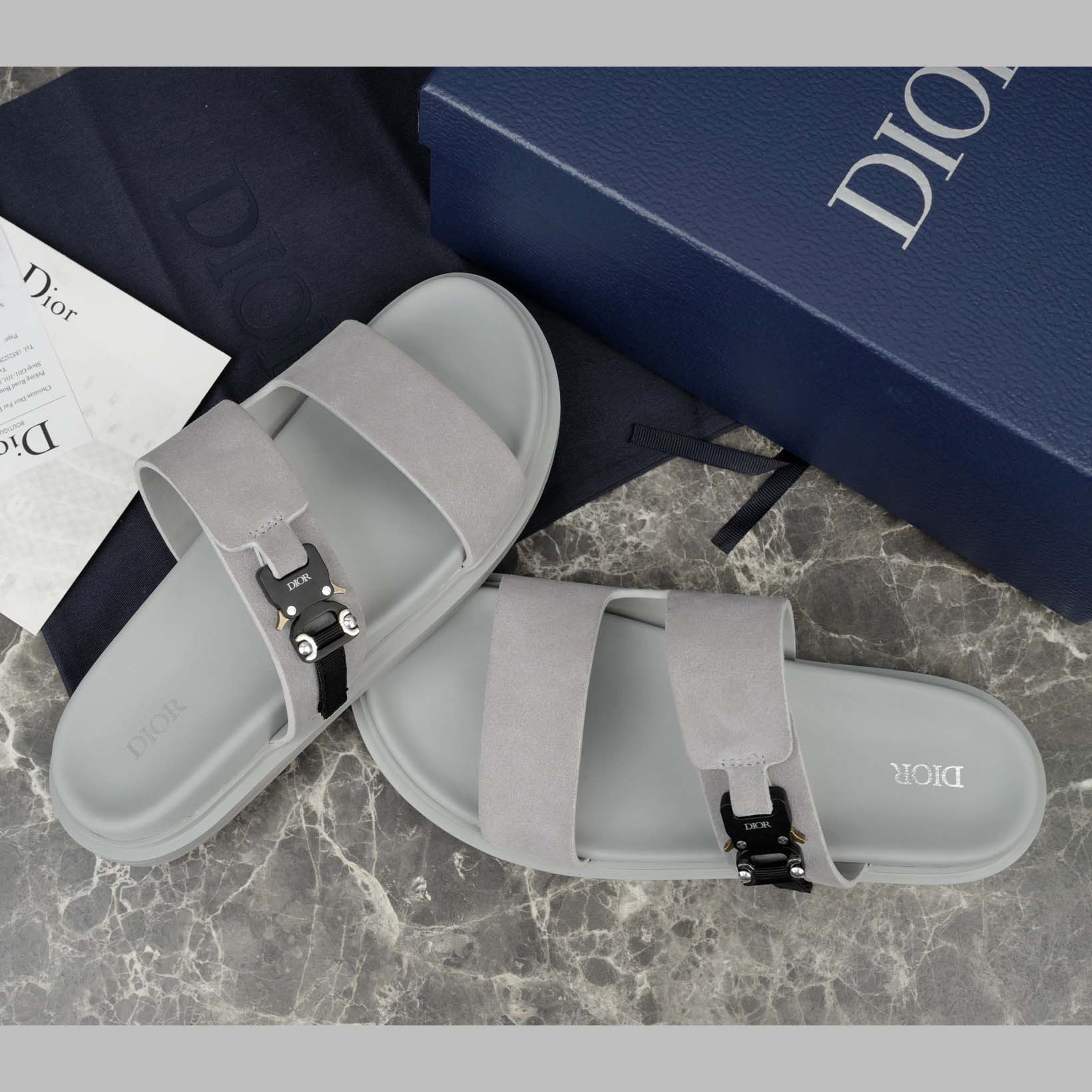 Dior Aqua Sandal  - FashionPlug