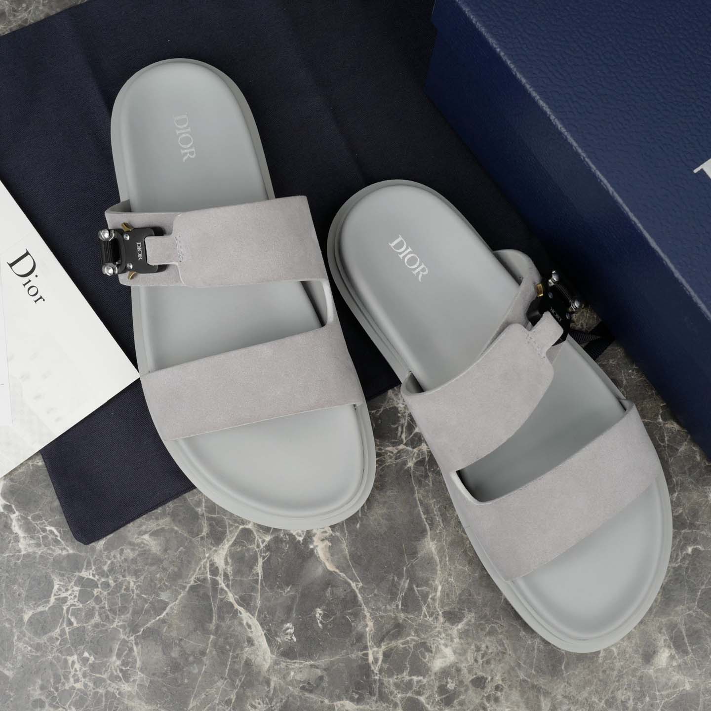 Dior Aqua Sandal  - FashionPlug