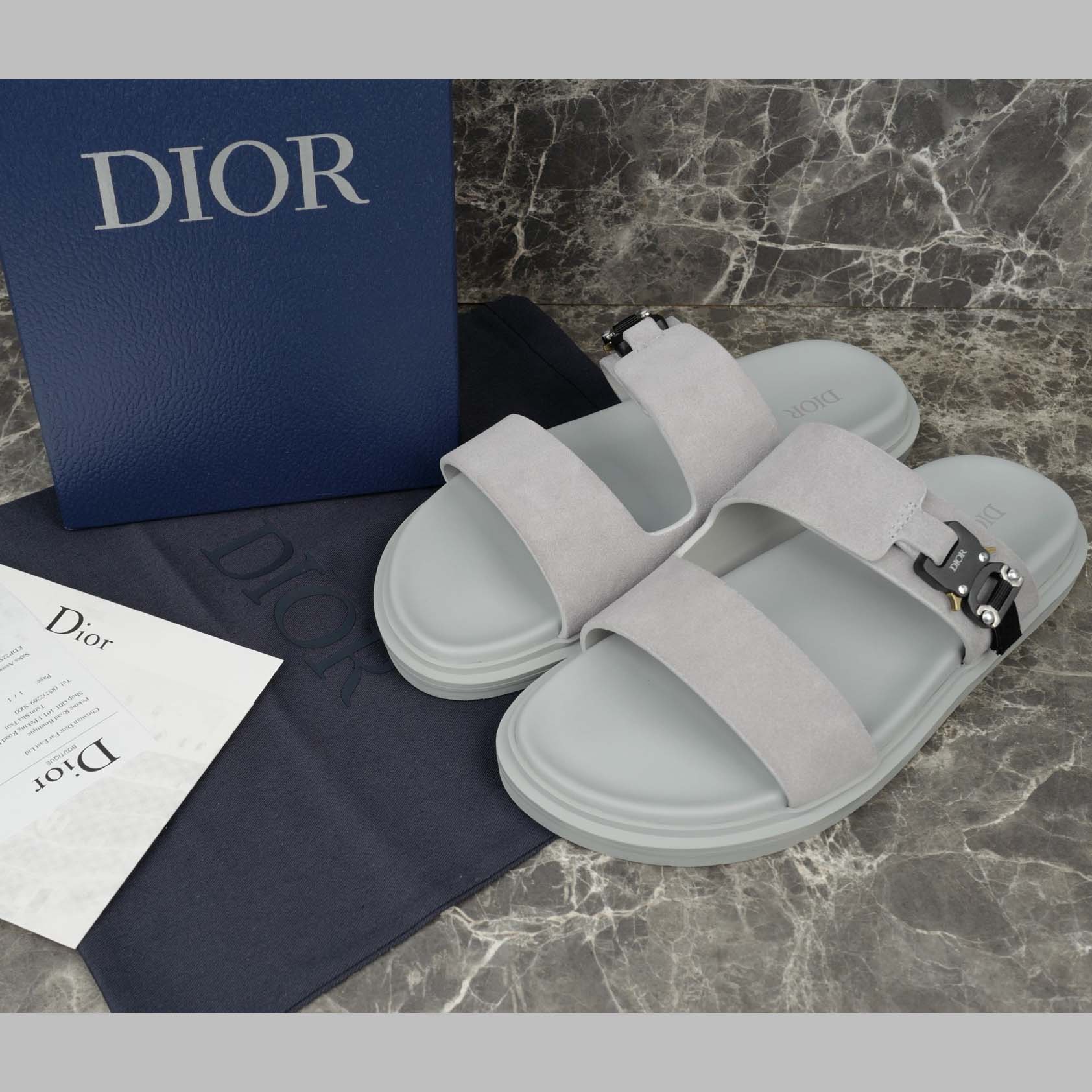 Dior Aqua Sandal  - FashionPlug