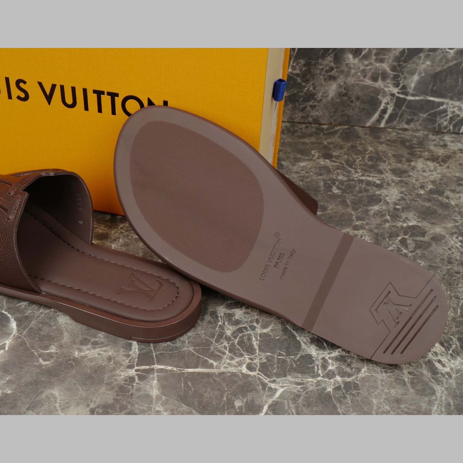 Louis Vuitton LV Portofino Mule   1AHSH3 - FashionPlug