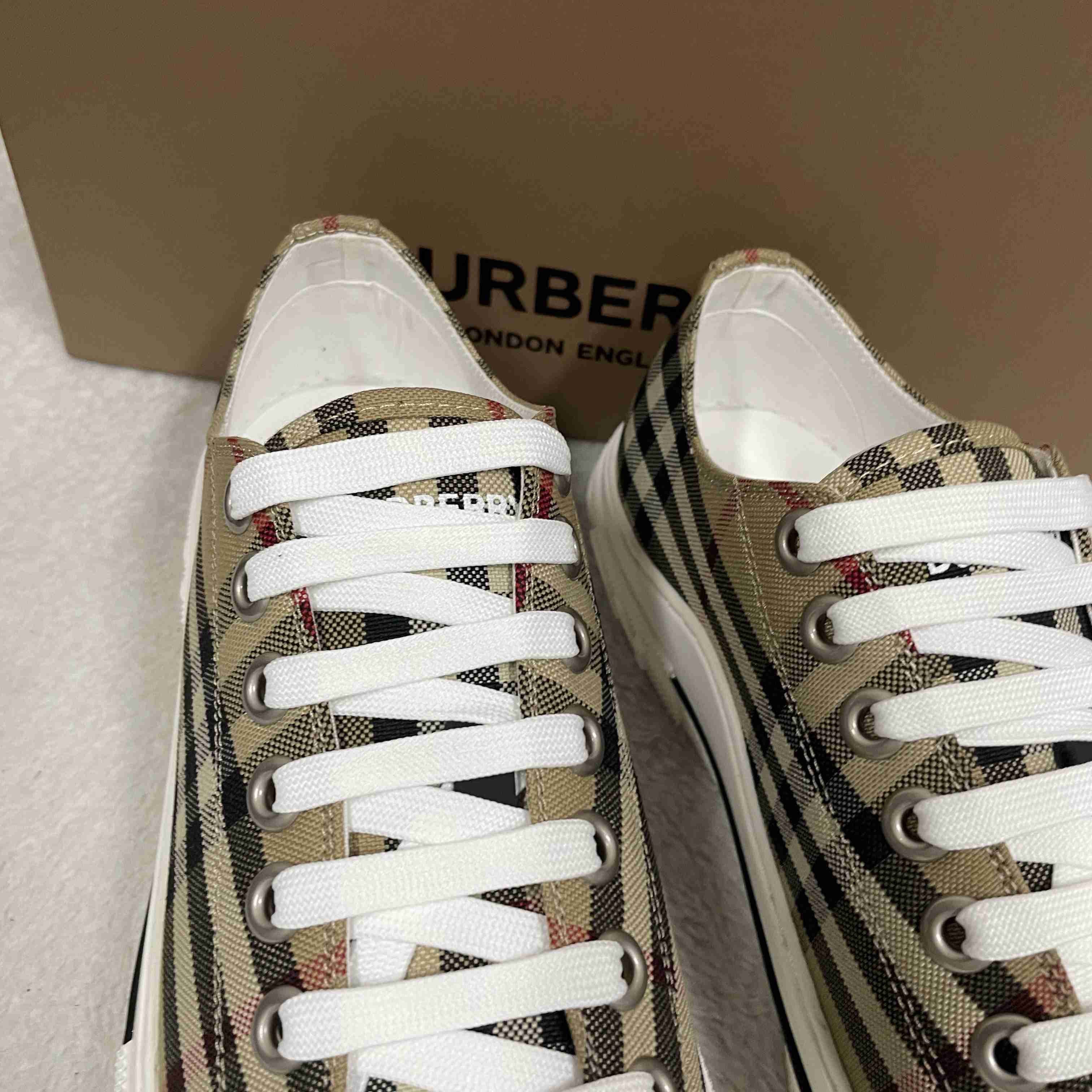 Burberry Check Low Top Sneaker - FashionPlug