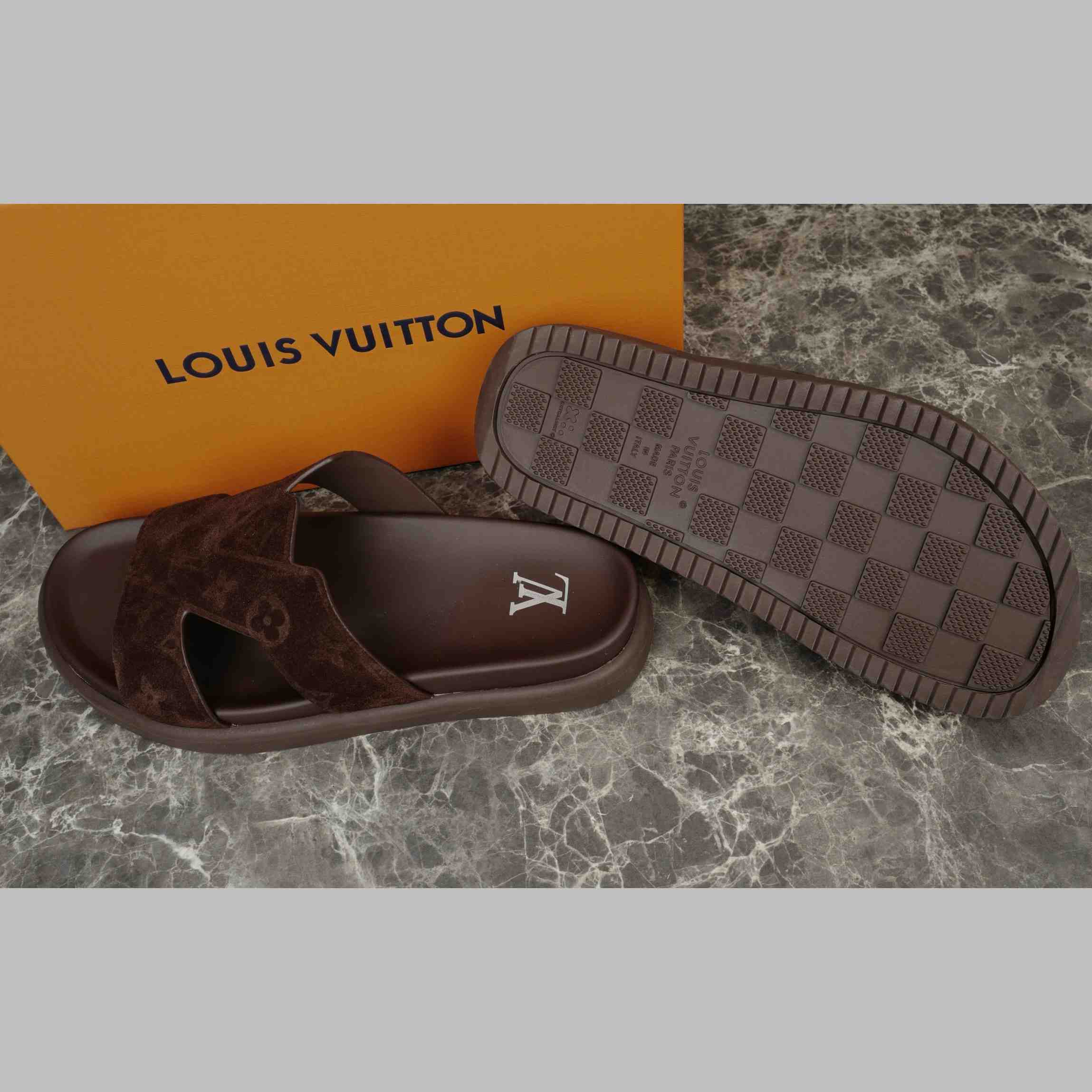 Louis Vuitton LV Oasis Mule   1AHSF9 - FashionPlug