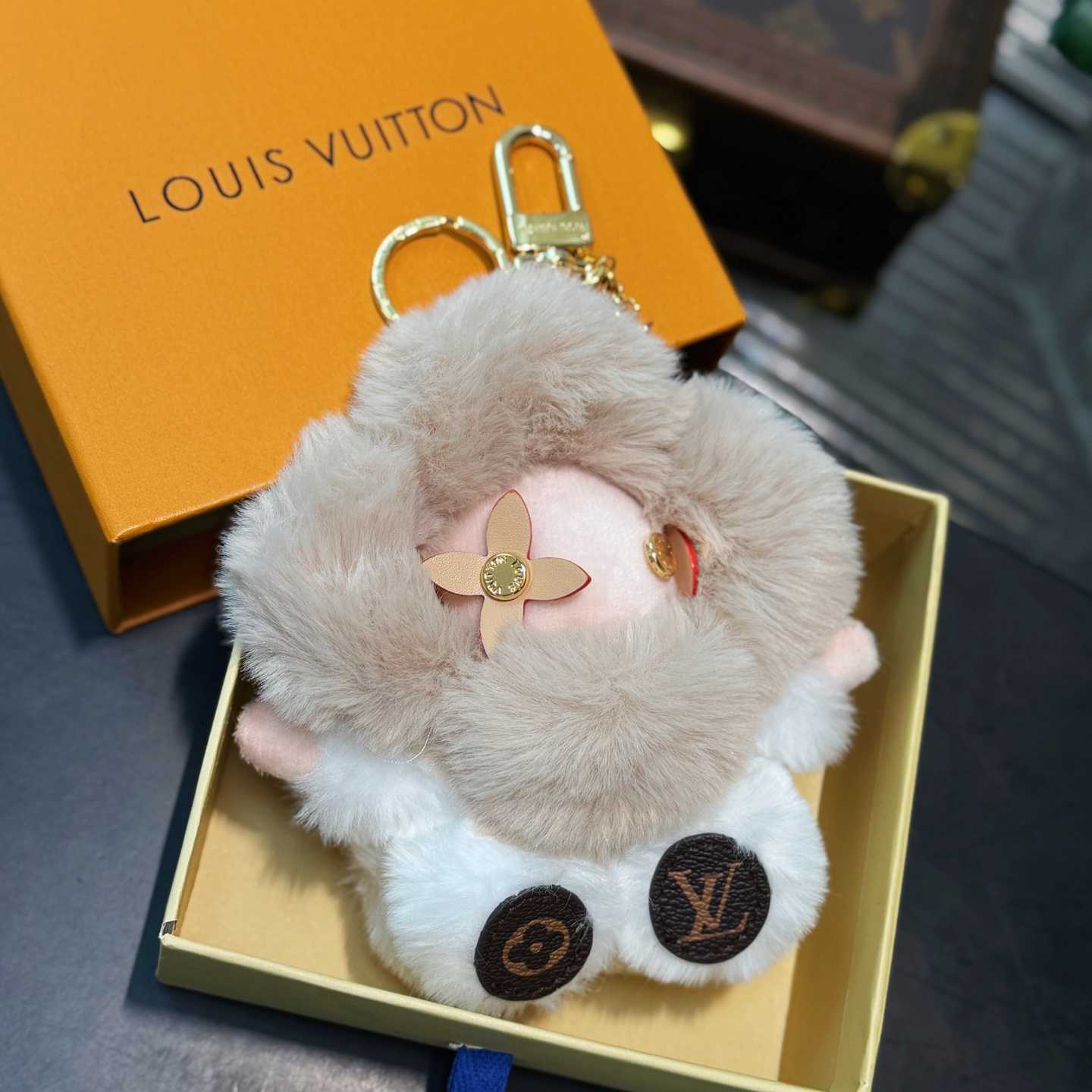 Louis Vuitton My Vivienne Bag Charm   M02324 - FashionPlug