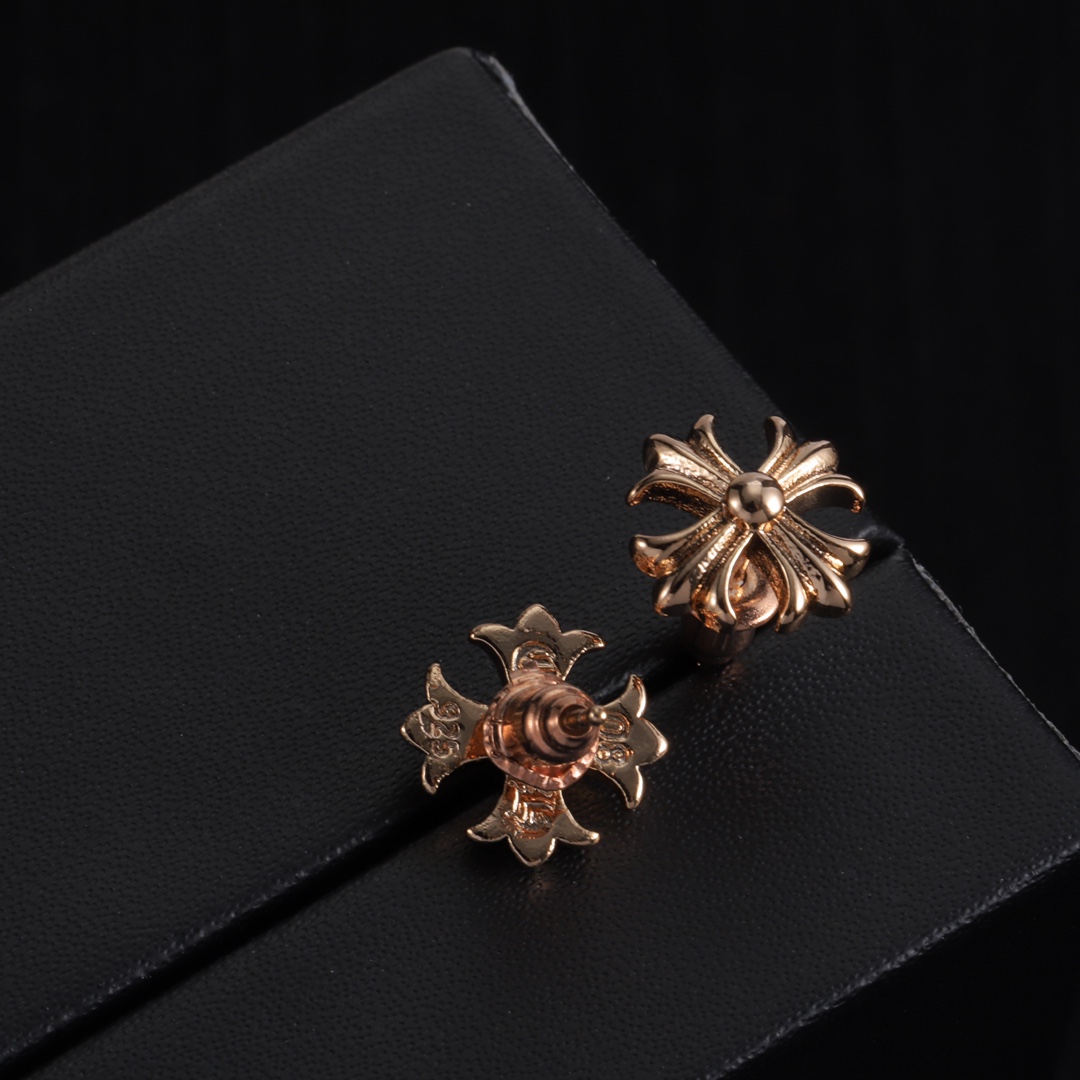 Chrome Heart Earrings - FashionPlug