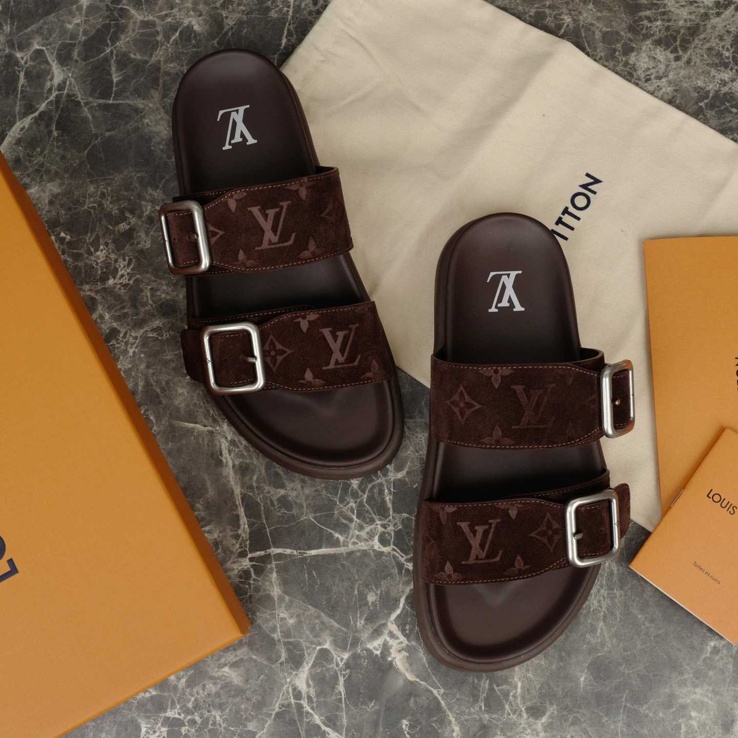 Louis Vuitton LV Venice Mule  1AHSK4 - FashionPlug