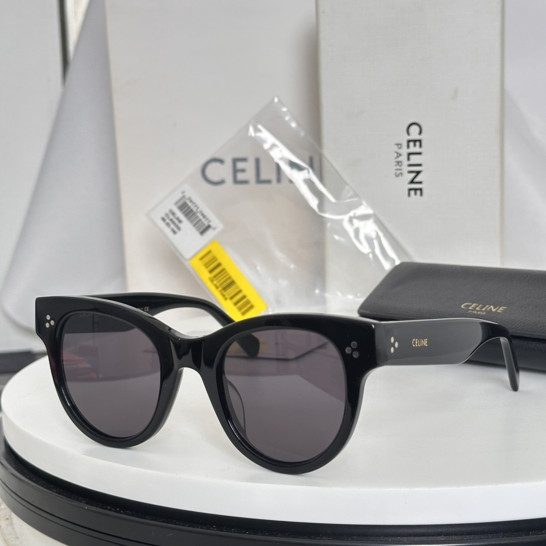 Celine CL4003IN Sunglasses  - FashionPlug