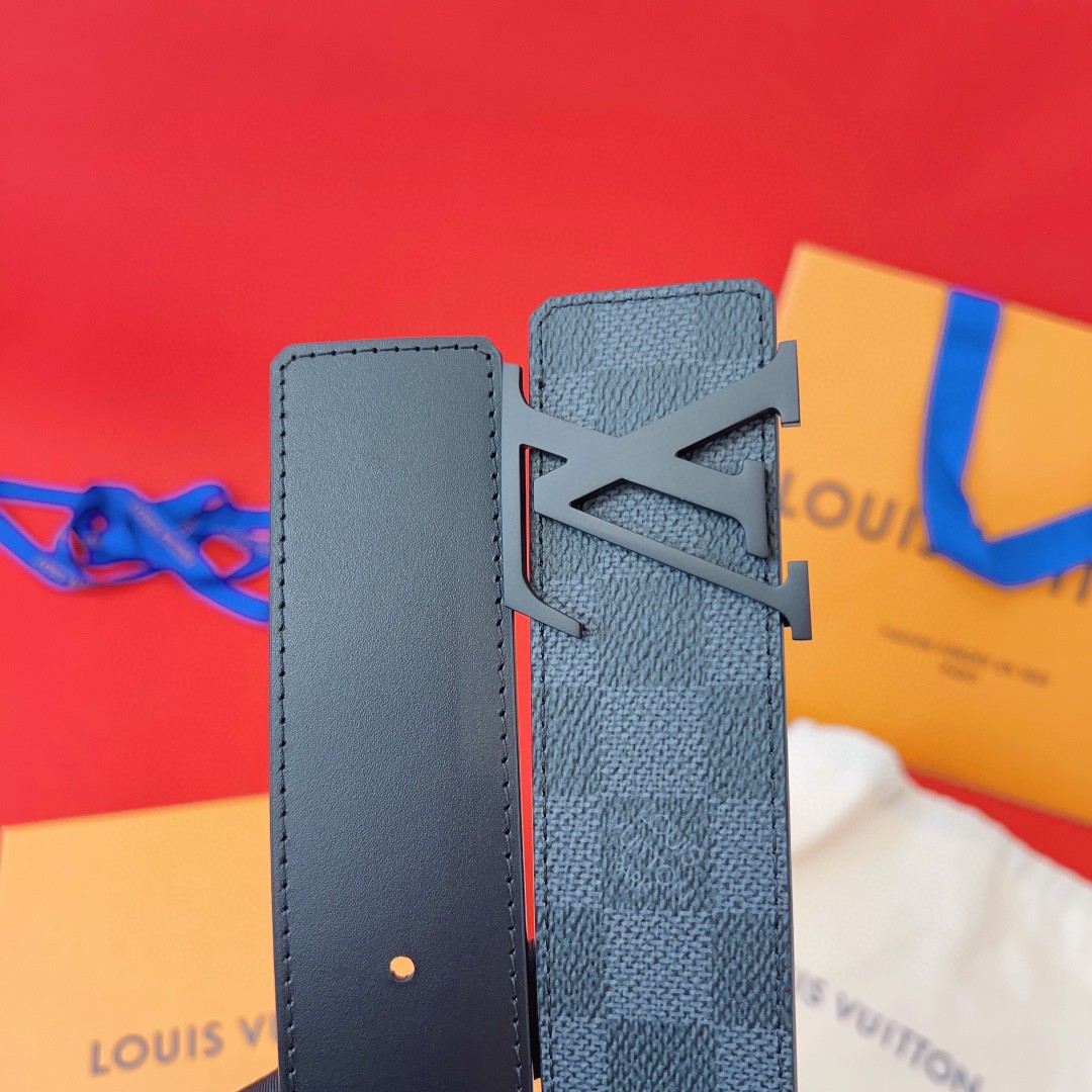 Louis Vuitton Reversible Belt - FashionPlug