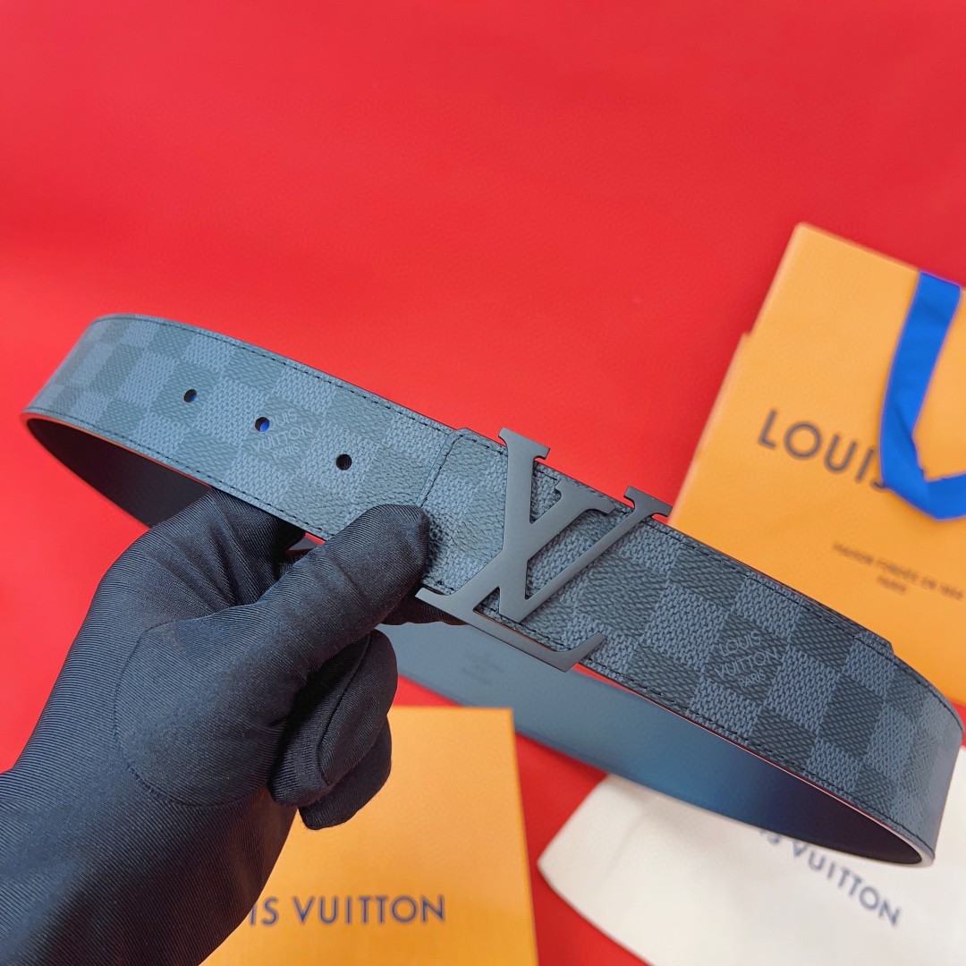 Louis Vuitton Reversible Belt - FashionPlug