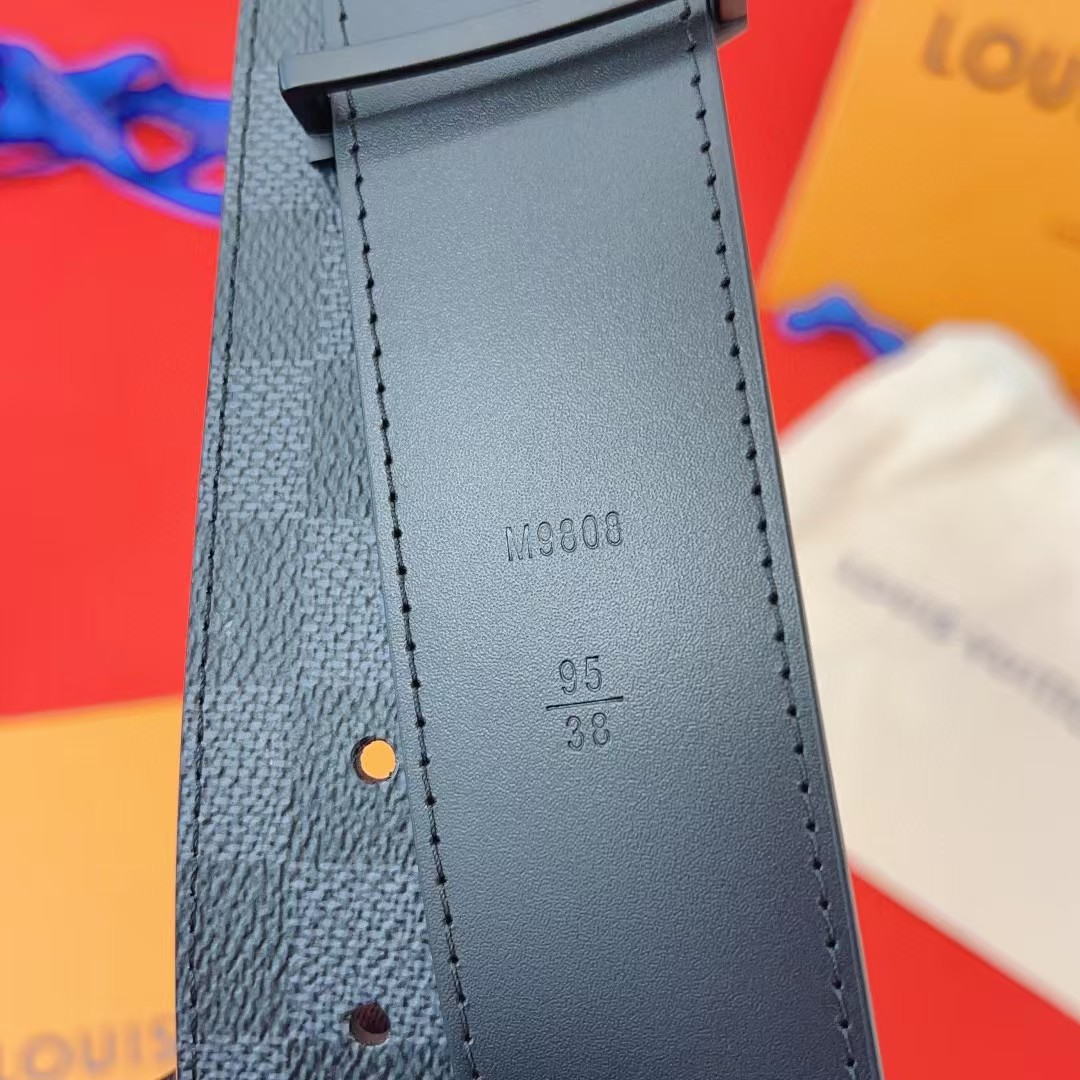 Louis Vuitton Reversible Belt - FashionPlug