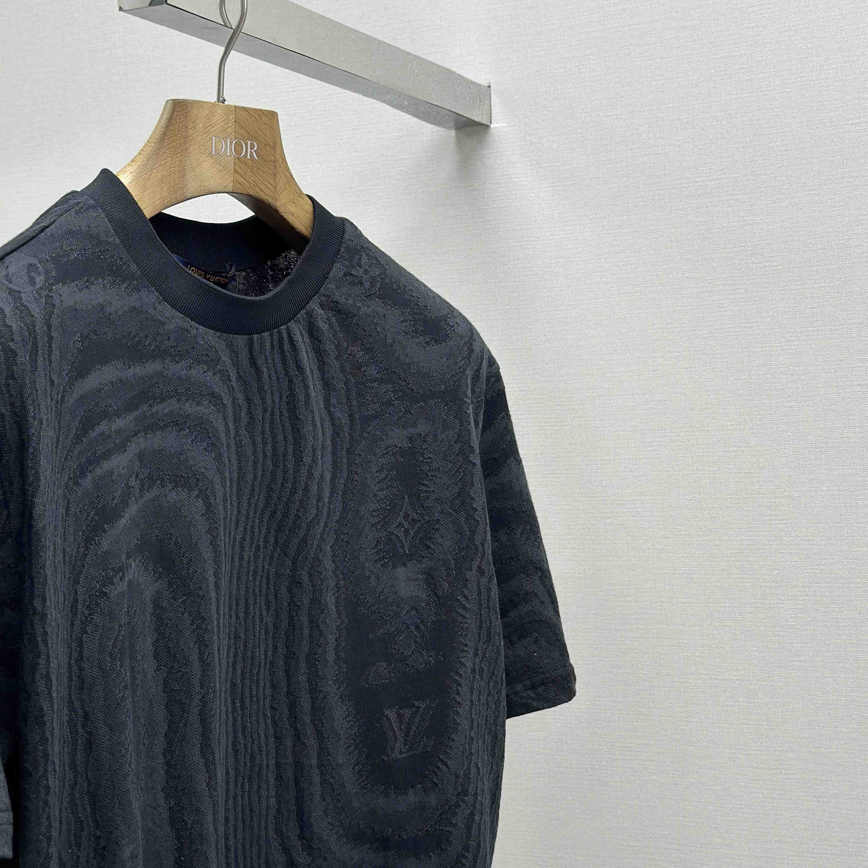 Louis Vuitton Jersey Jacquard T-Shirt   1AHW57 - FashionPlug