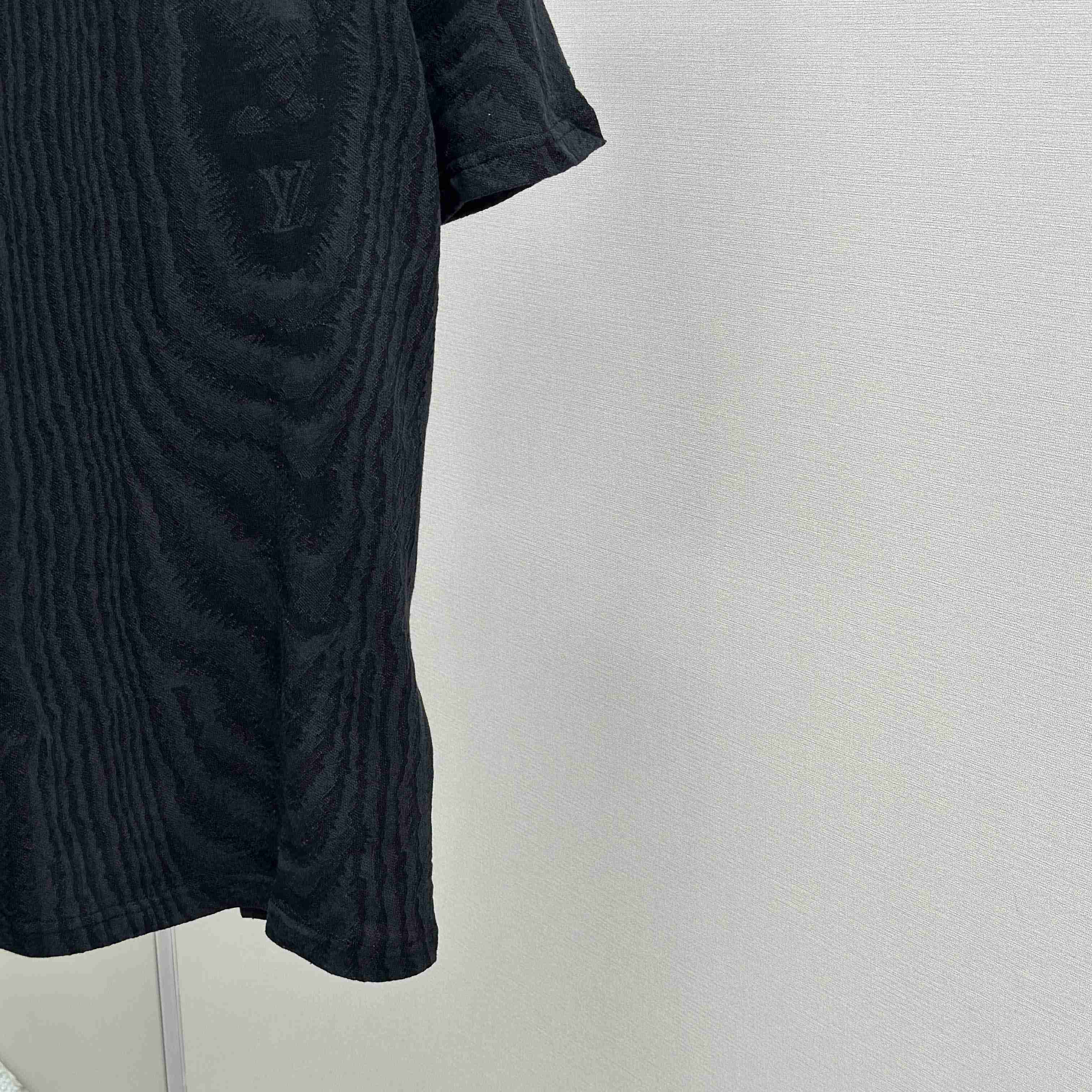 Louis Vuitton Jersey Jacquard T-Shirt   1AHW57 - FashionPlug