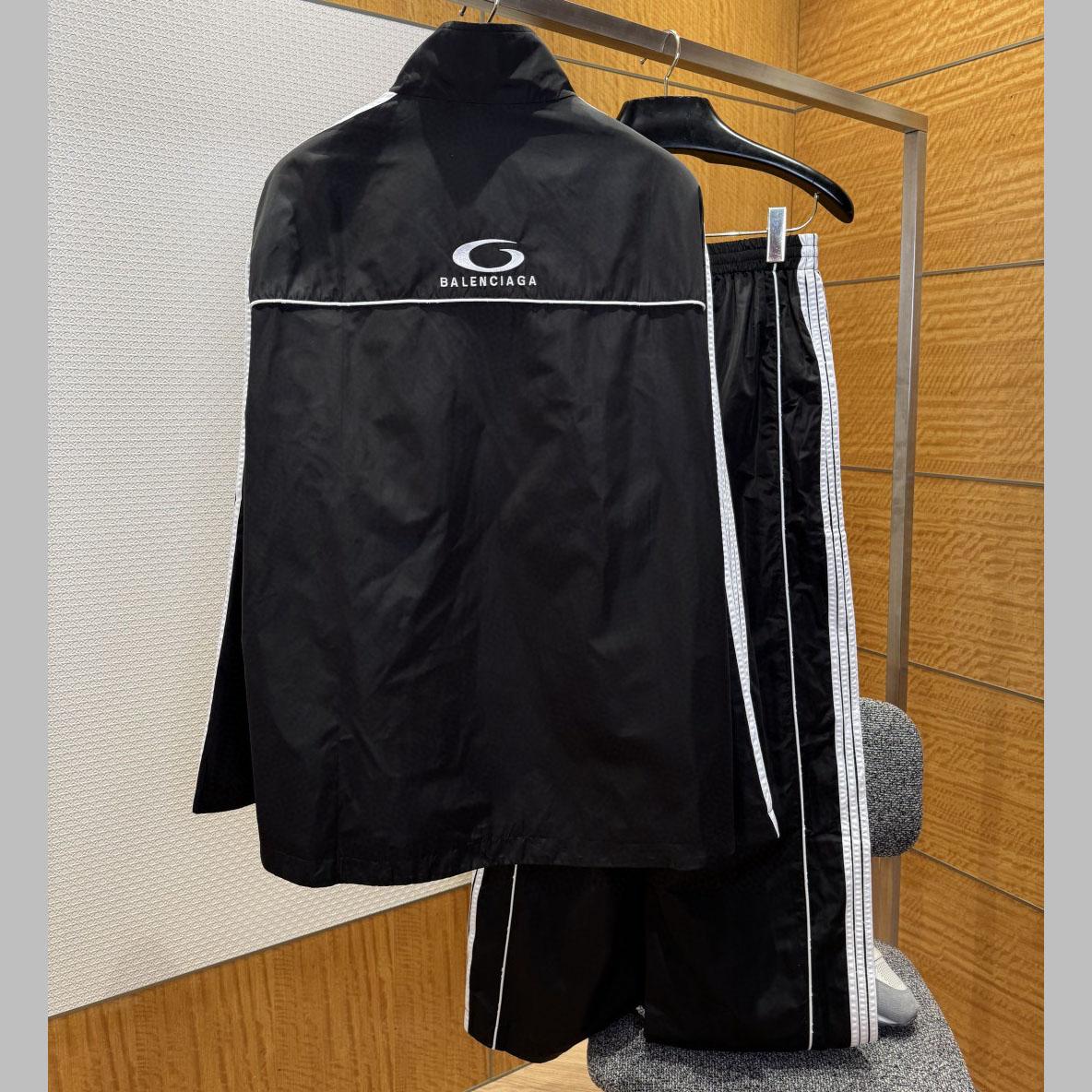 Balenciaga Large Tracksuit Jacket And Pants  In Black And White Stretch Technical Fabric - FashionPlug