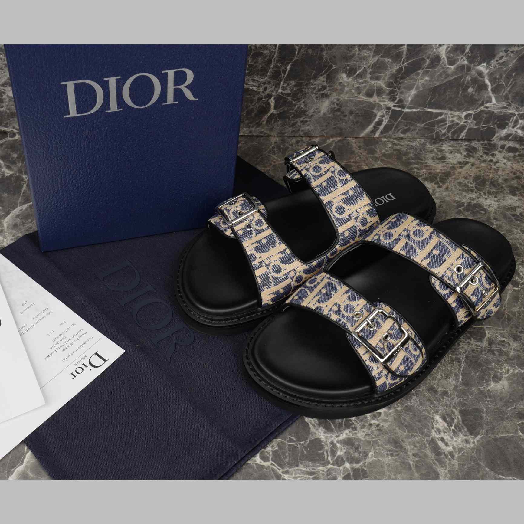 Dior Aqua Sandal   - FashionPlug