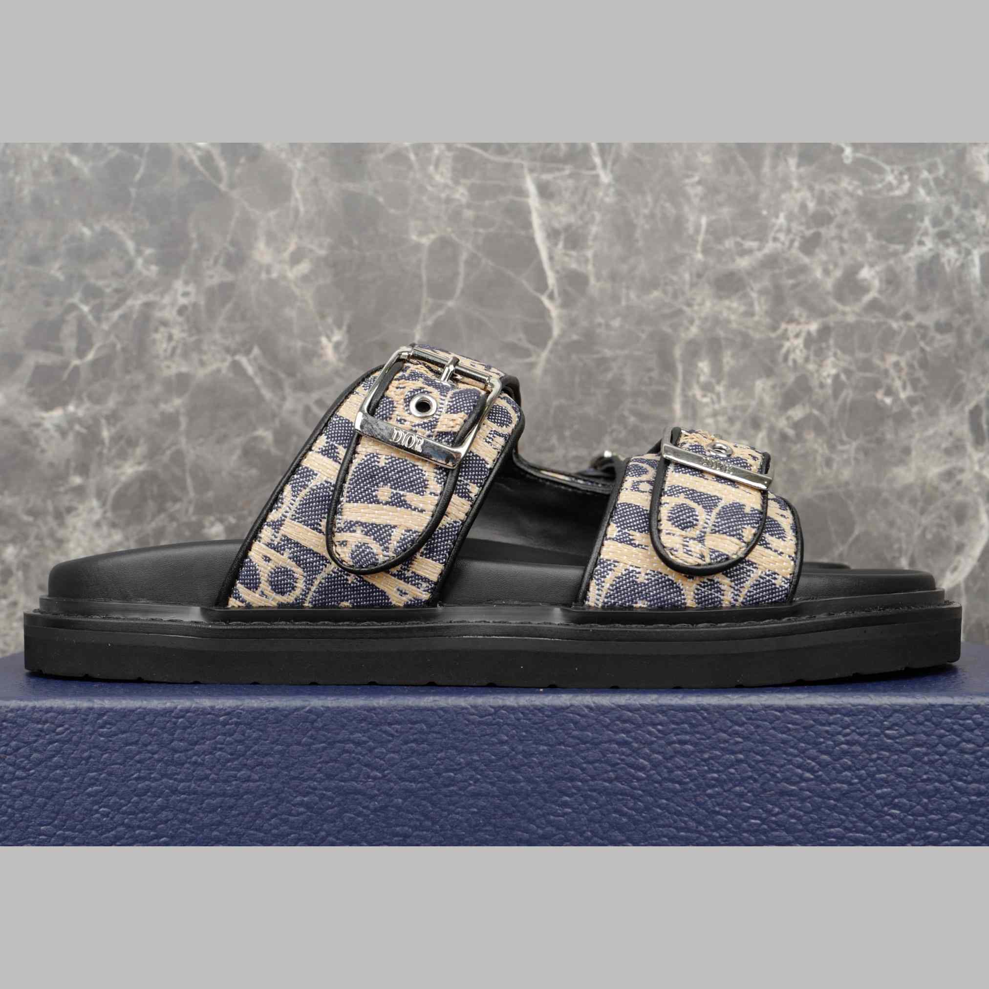 Dior Aqua Sandal   - FashionPlug