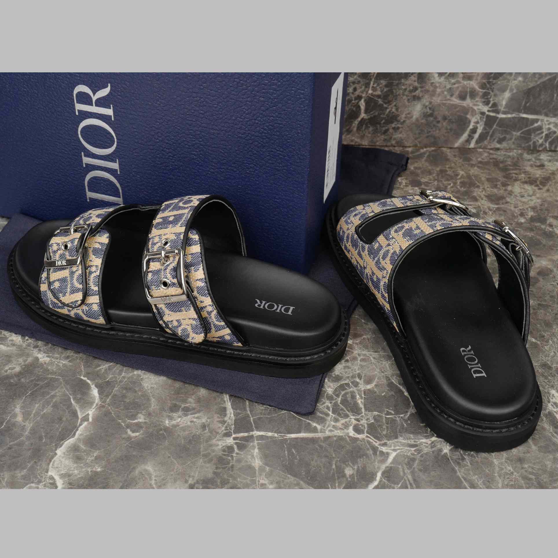 Dior Aqua Sandal   - FashionPlug