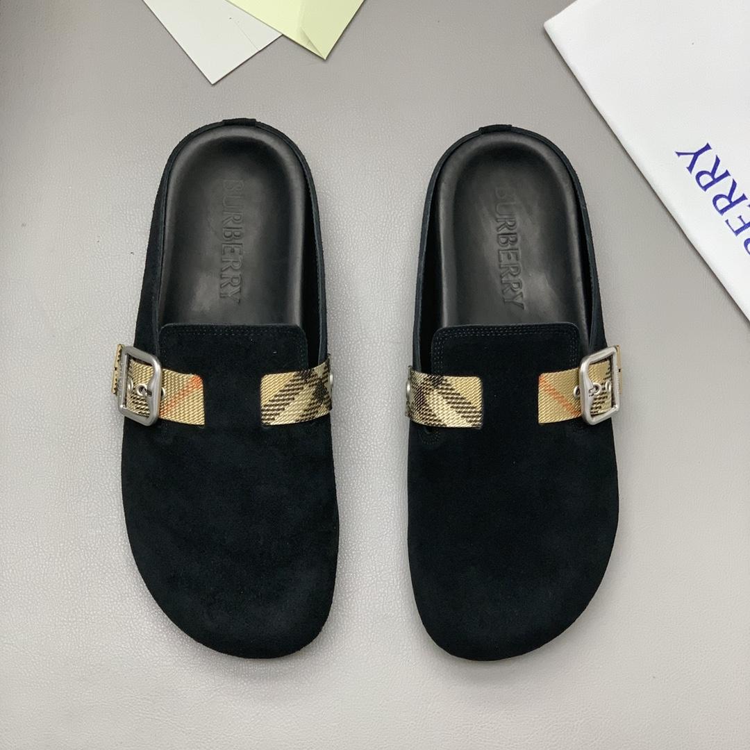 Burberry Suede Urchin Clogs - FashionPlug