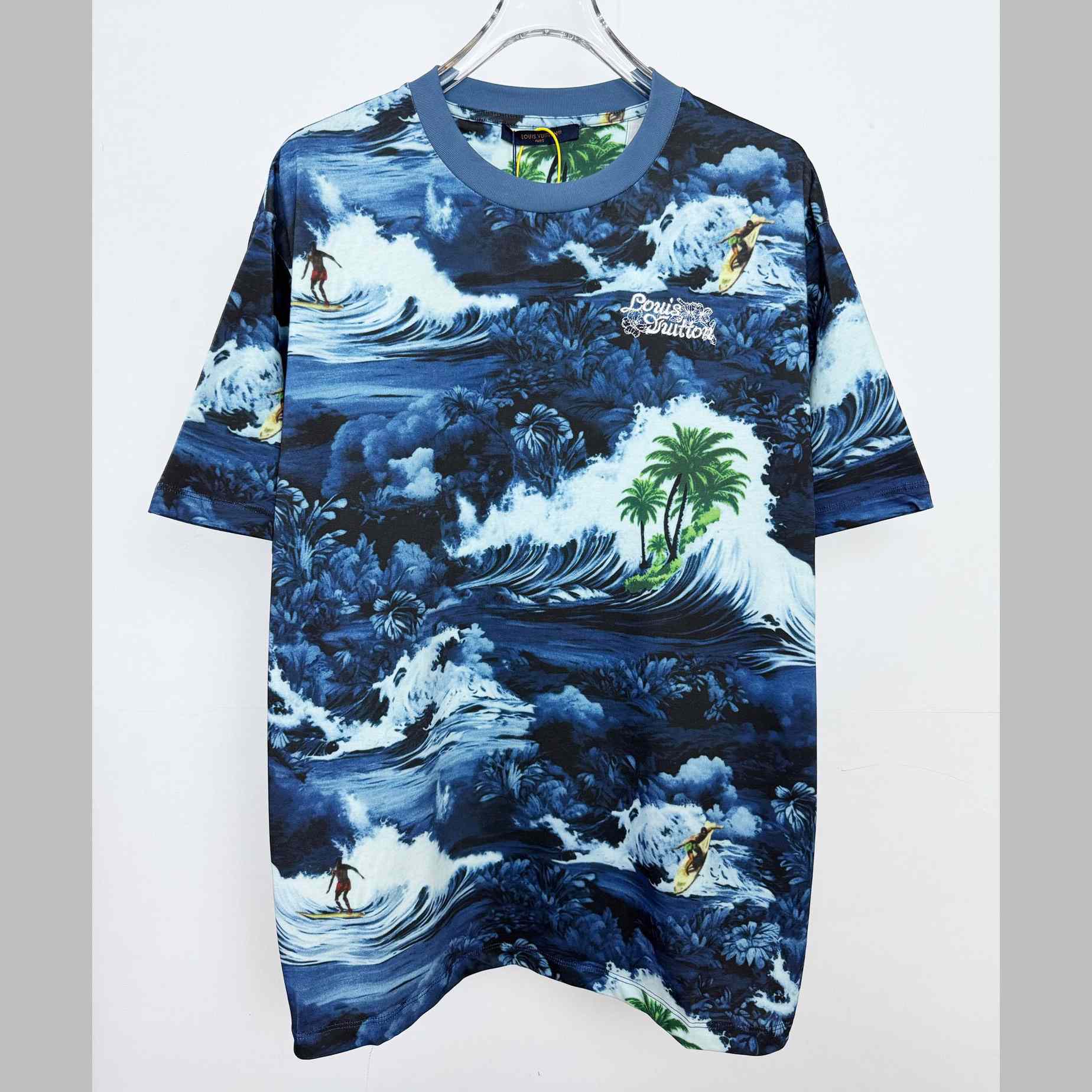 Louis Vuitton Printed Short-Sleeved Cotton T-Shirt   1AFRFH - FashionPlug