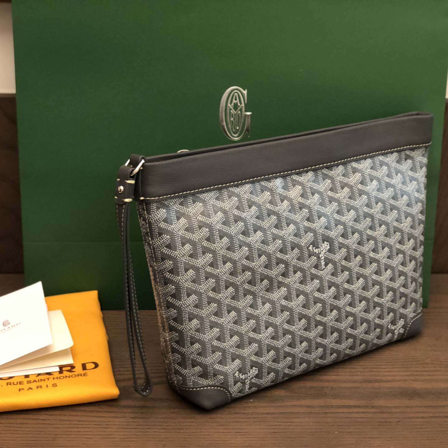 Goyard Conti Pouch - FashionPlug