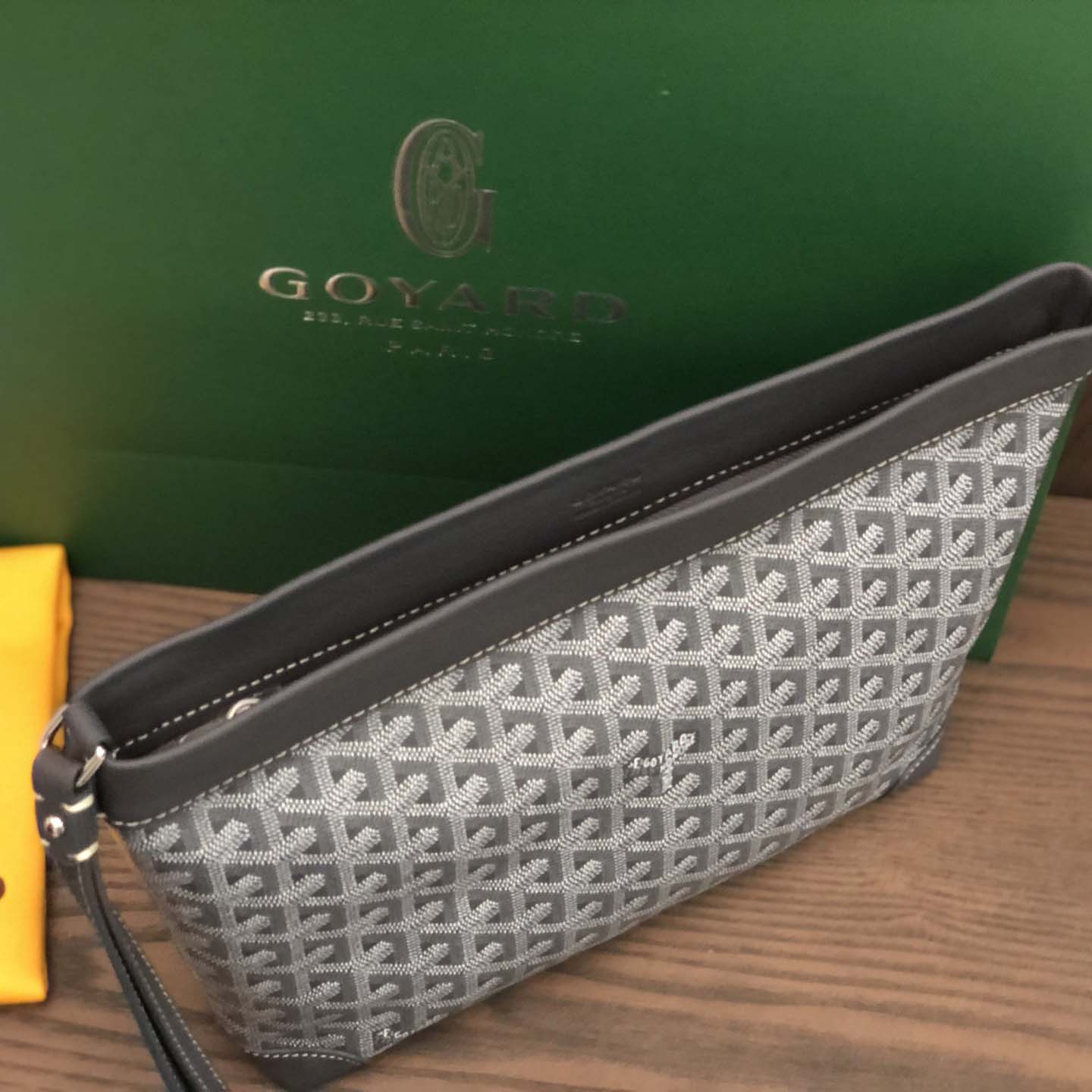 Goyard Conti Pouch - FashionPlug