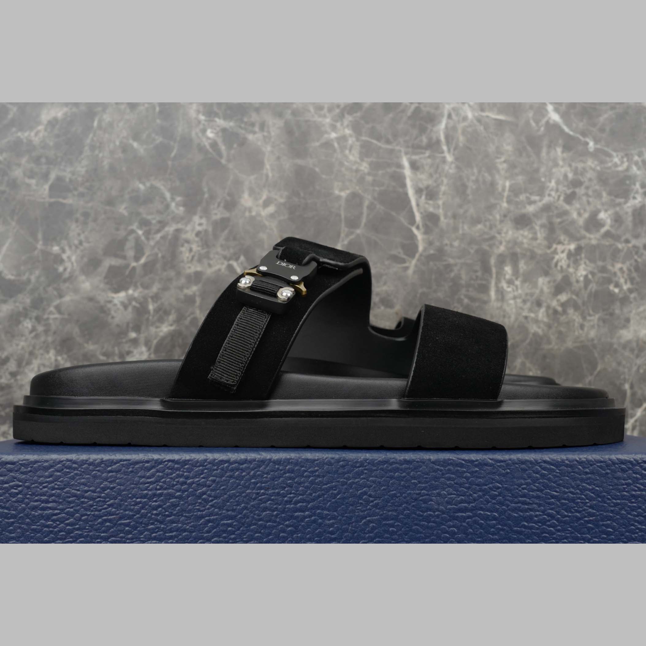 Dior Aqua Sandal  - FashionPlug