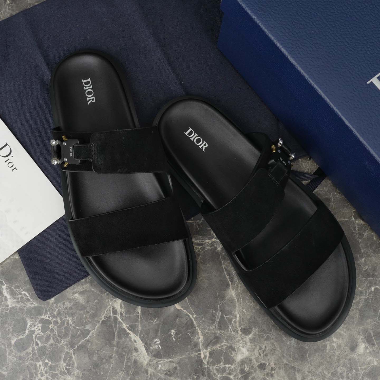 Dior Aqua Sandal  - FashionPlug