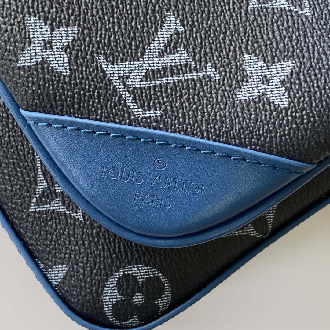 Louis Vuitton Trio Messenger  25*18.5*7cm - FashionPlug