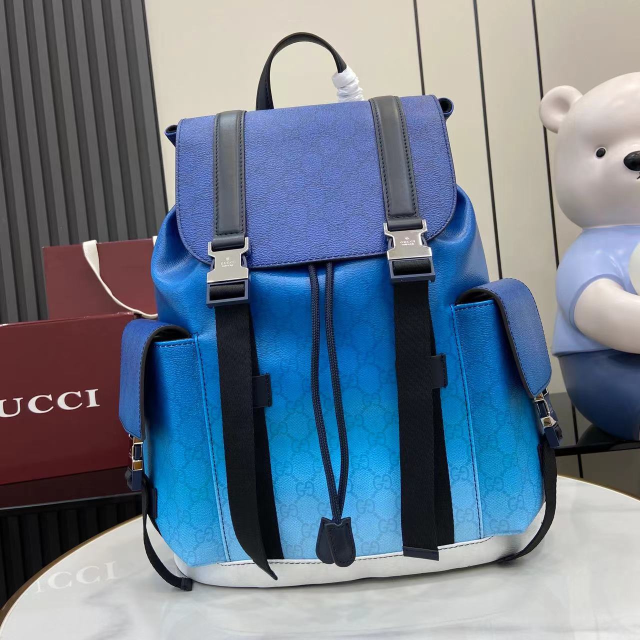 Gucci Chroma Large Backpack - FashionPlug