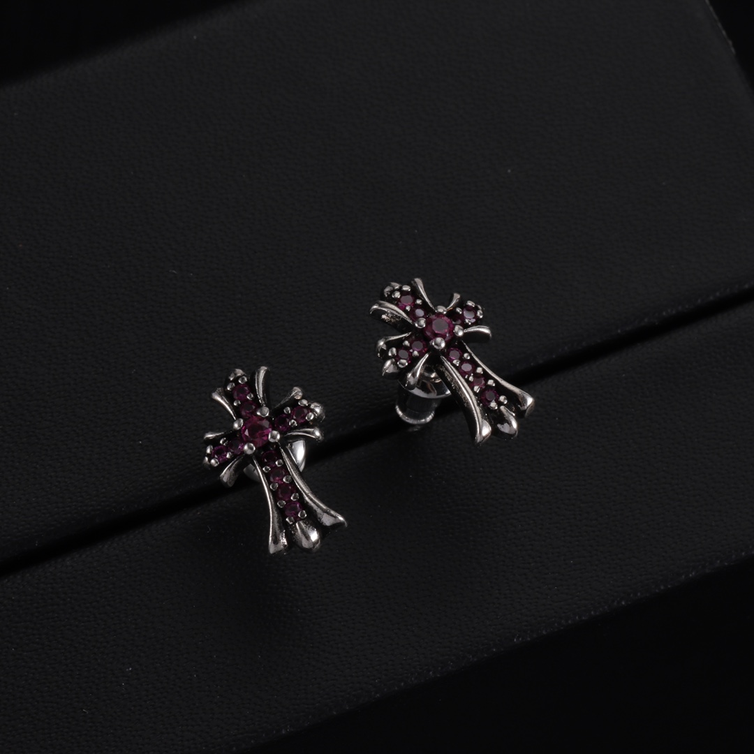 Chrome Heart Earrings - FashionPlug